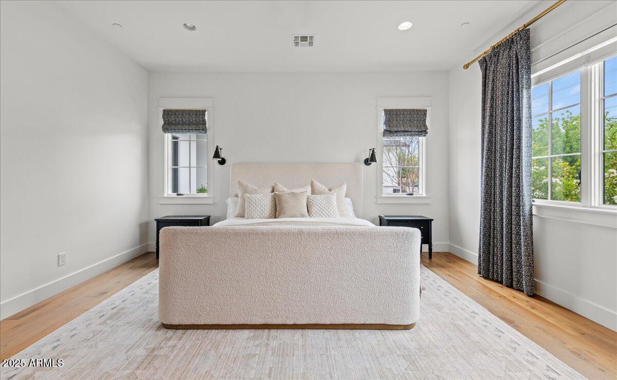 4569 E Lafayette Boulevard