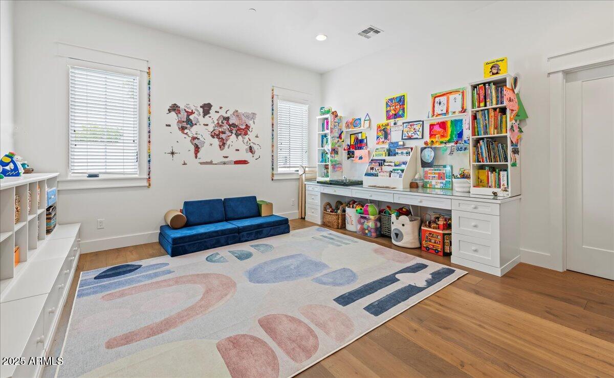 4569 E Lafayette Boulevard