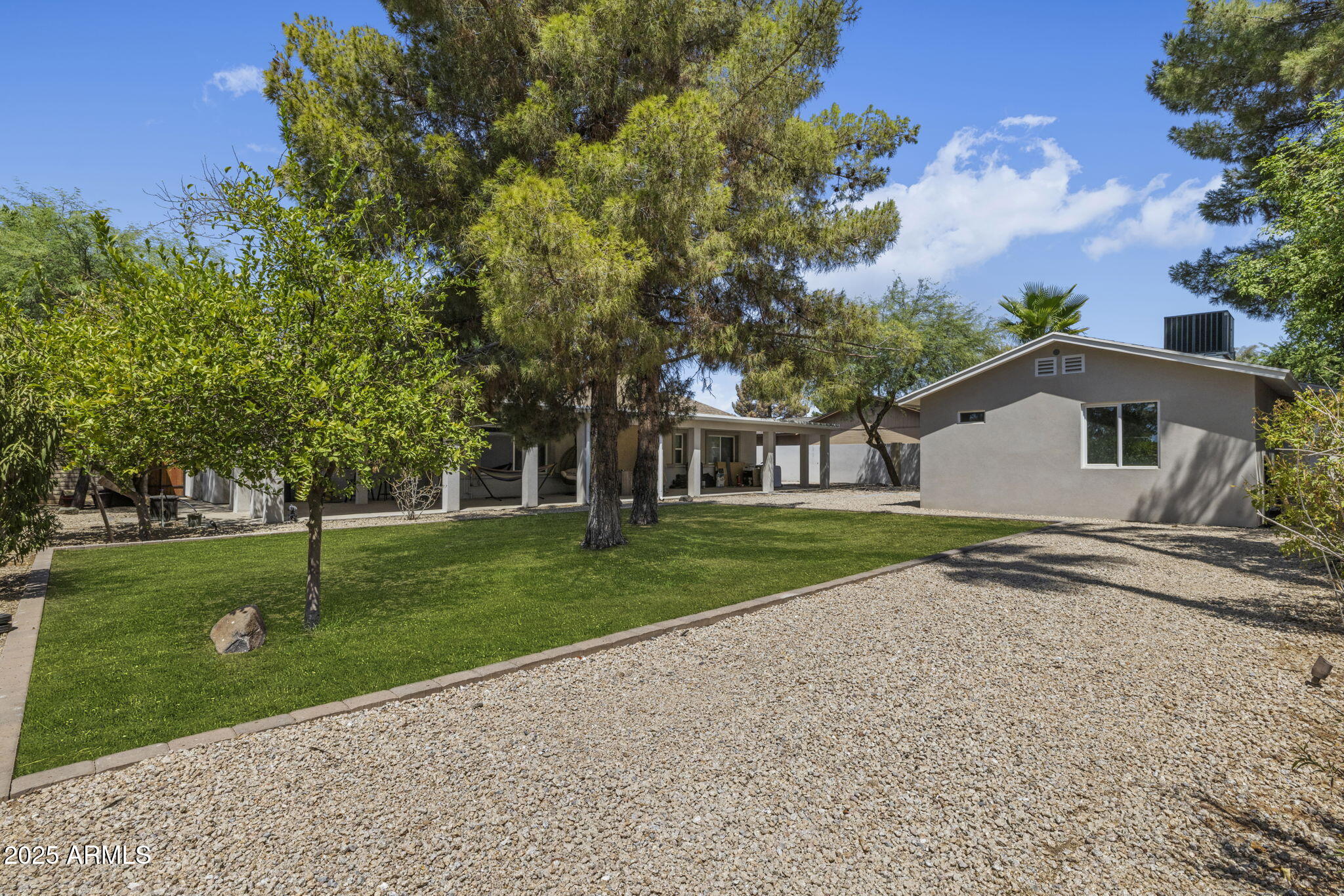 15841 N 49TH Place