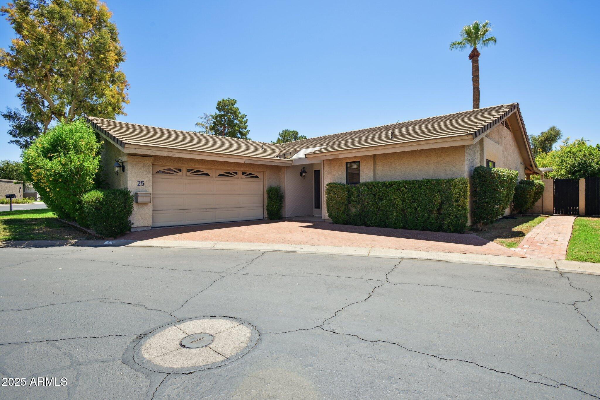 25 E BUTLER Drive