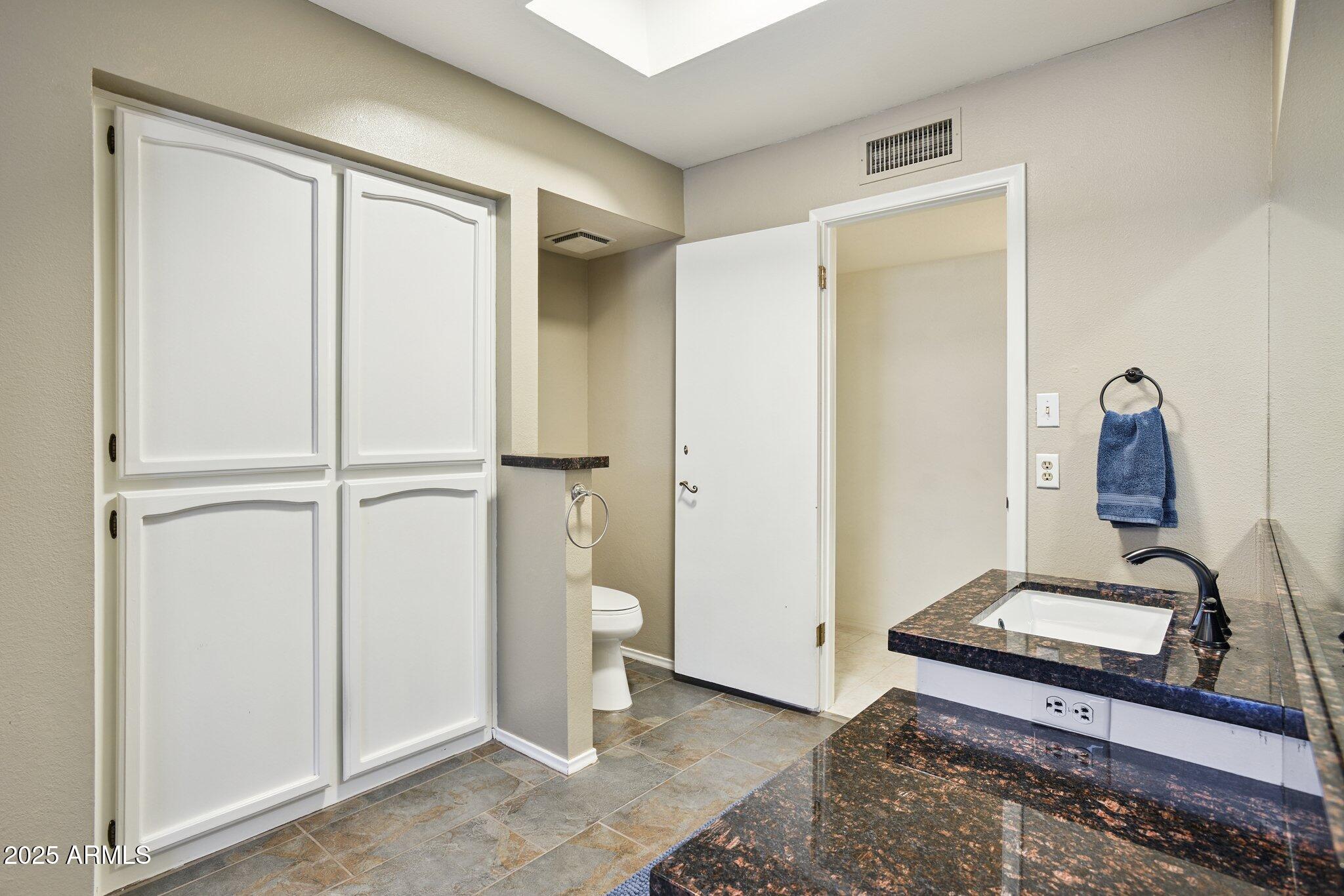 25 E BUTLER Drive