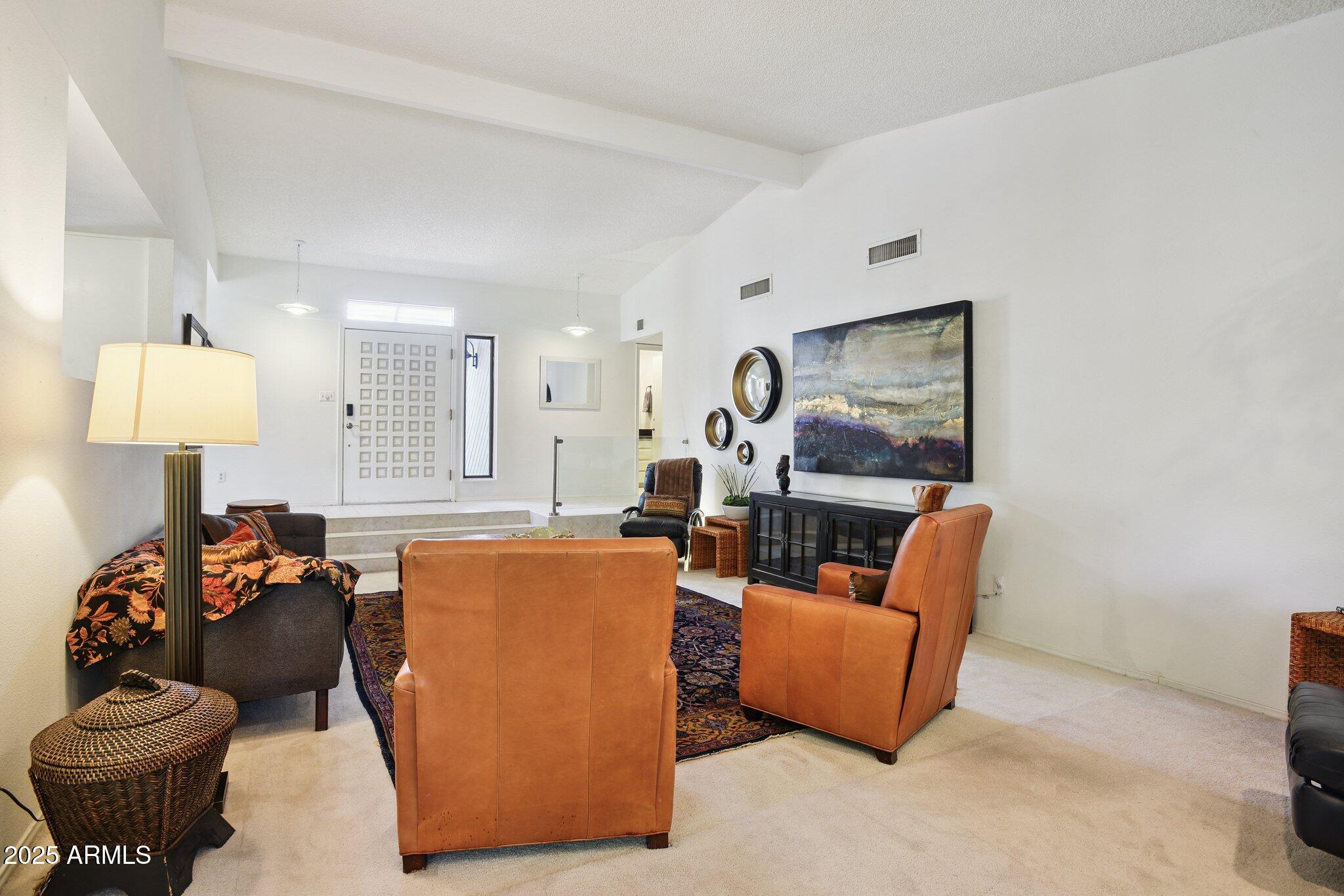 25 E BUTLER Drive