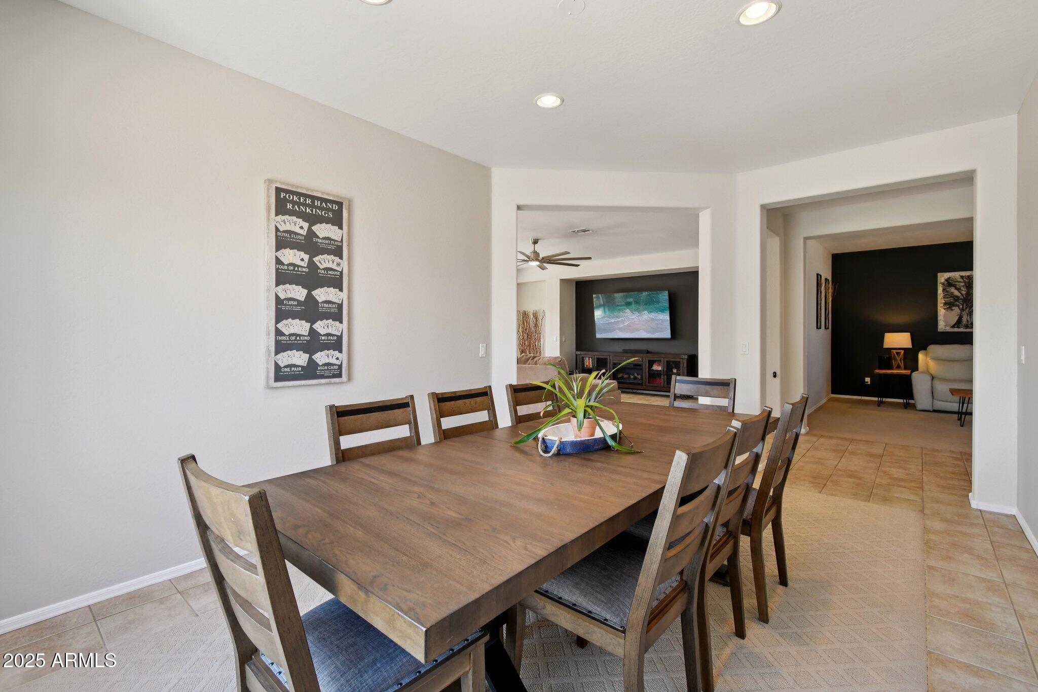 3409 W Warren Drive