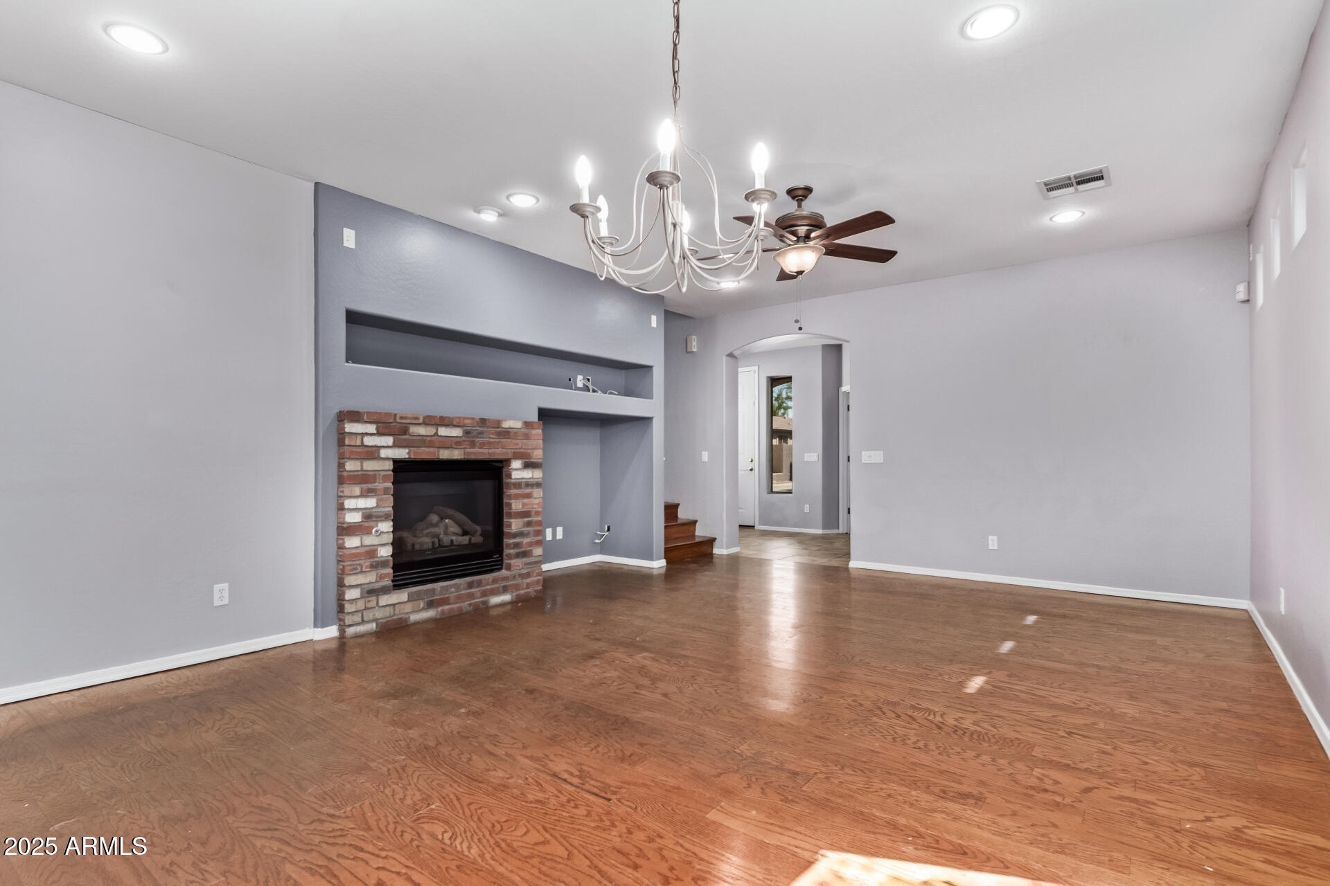 2642 W FLORENTINE Road