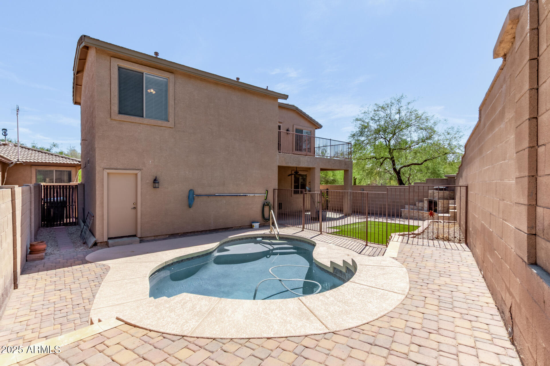 2642 W FLORENTINE Road