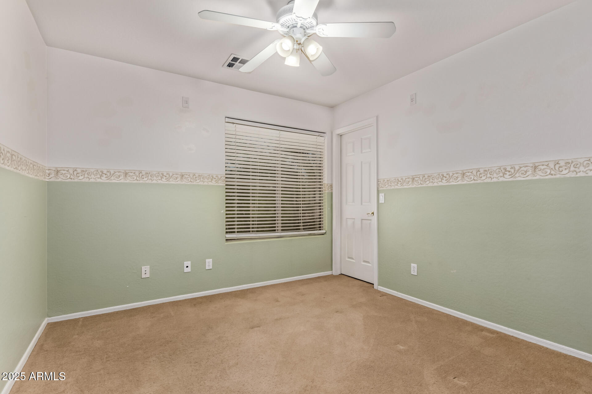 2642 W FLORENTINE Road