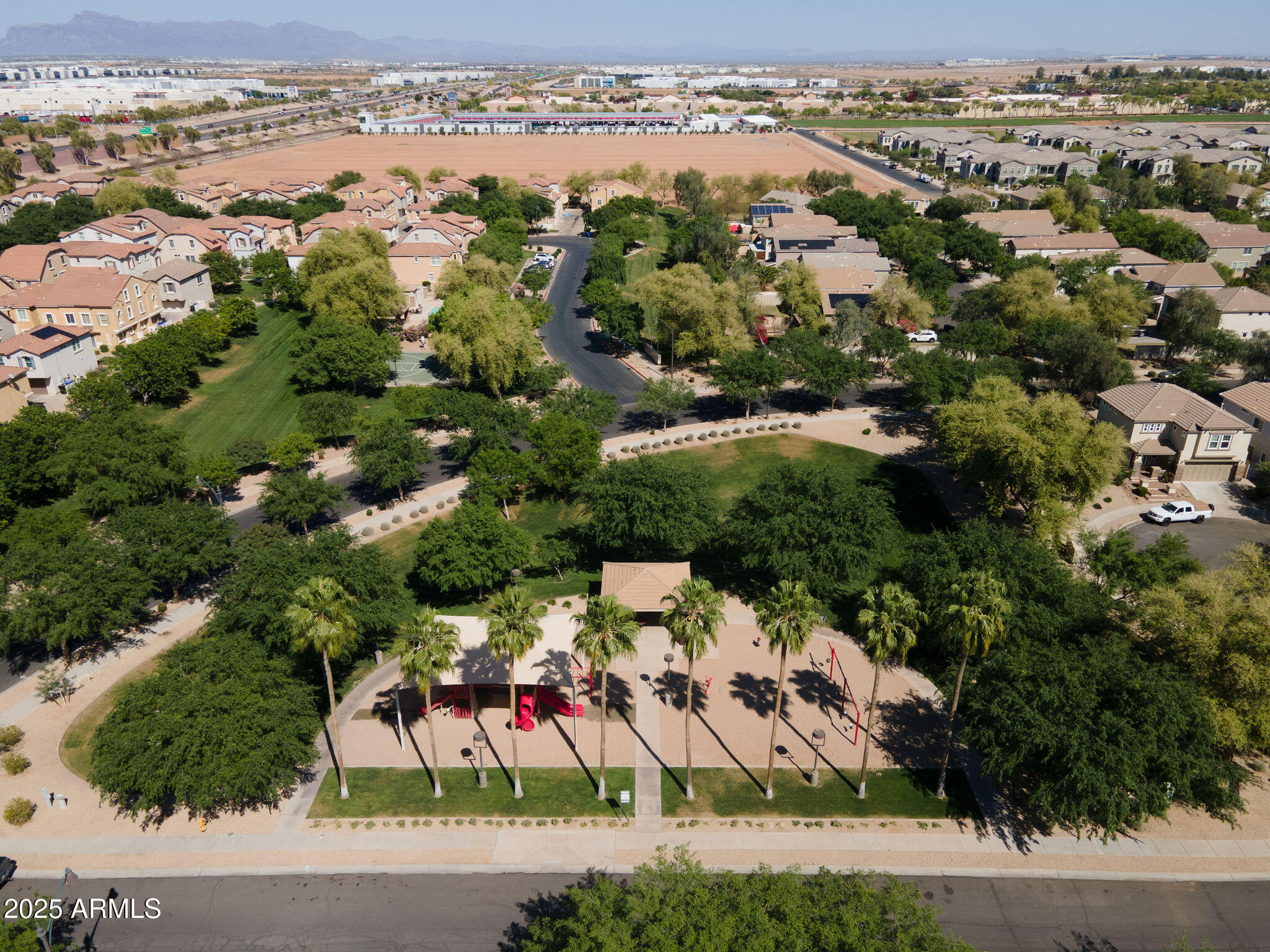 4349 E WINDSOR Court