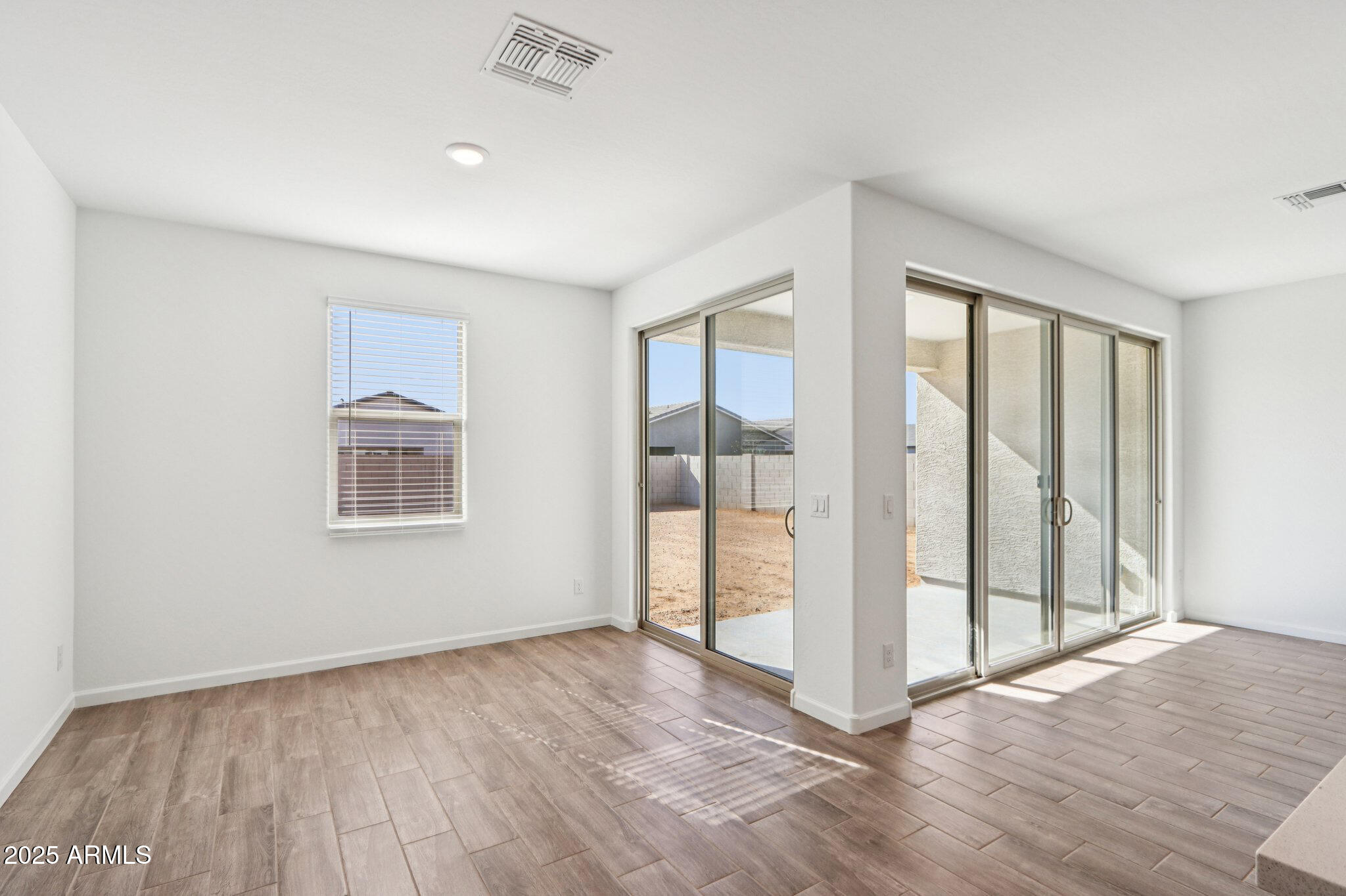 15735 W CAMDEN Avenue