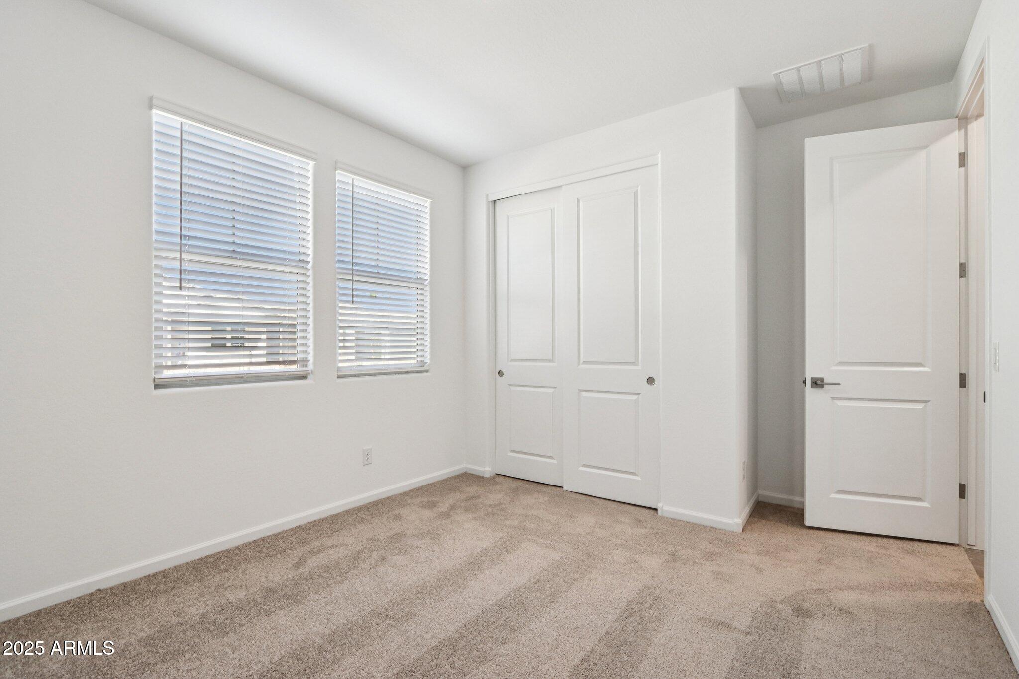 15735 W CAMDEN Avenue