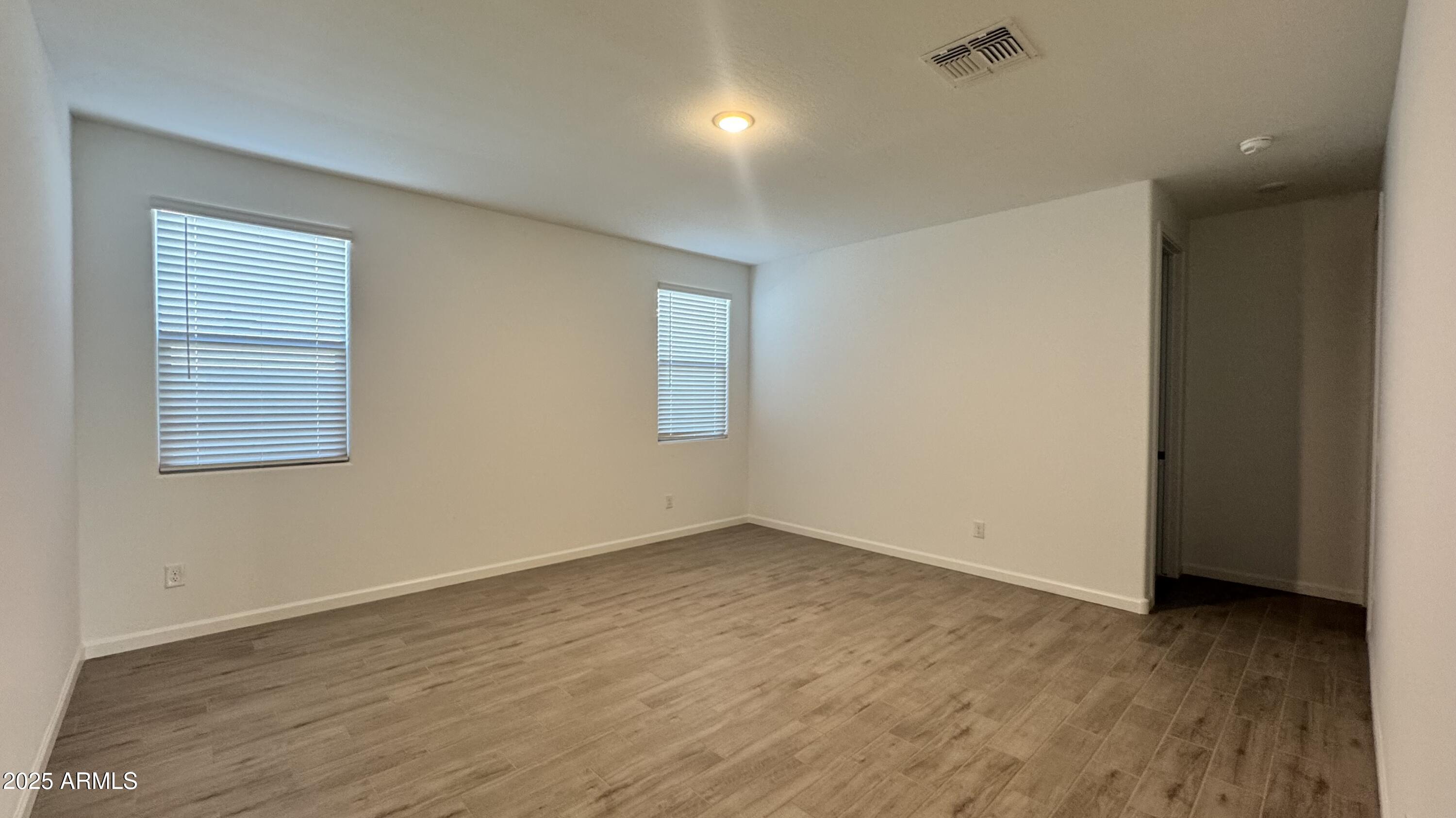 15751 W CAMDEN Avenue