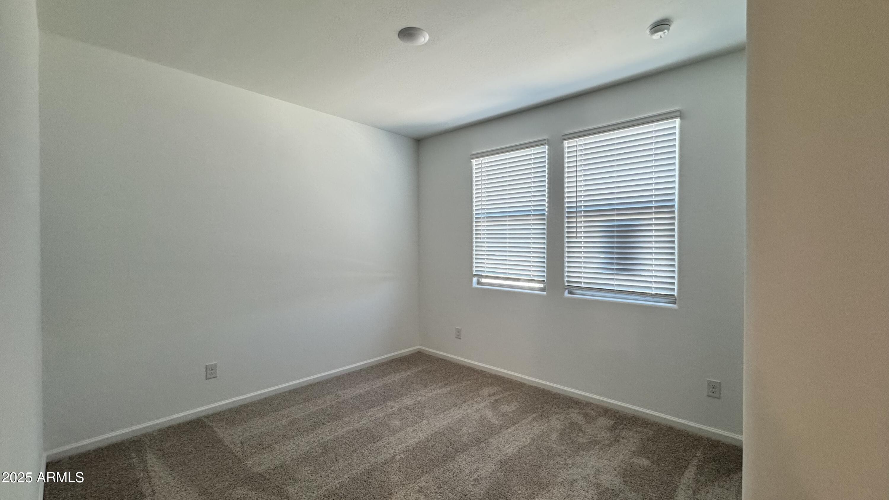 15751 W CAMDEN Avenue