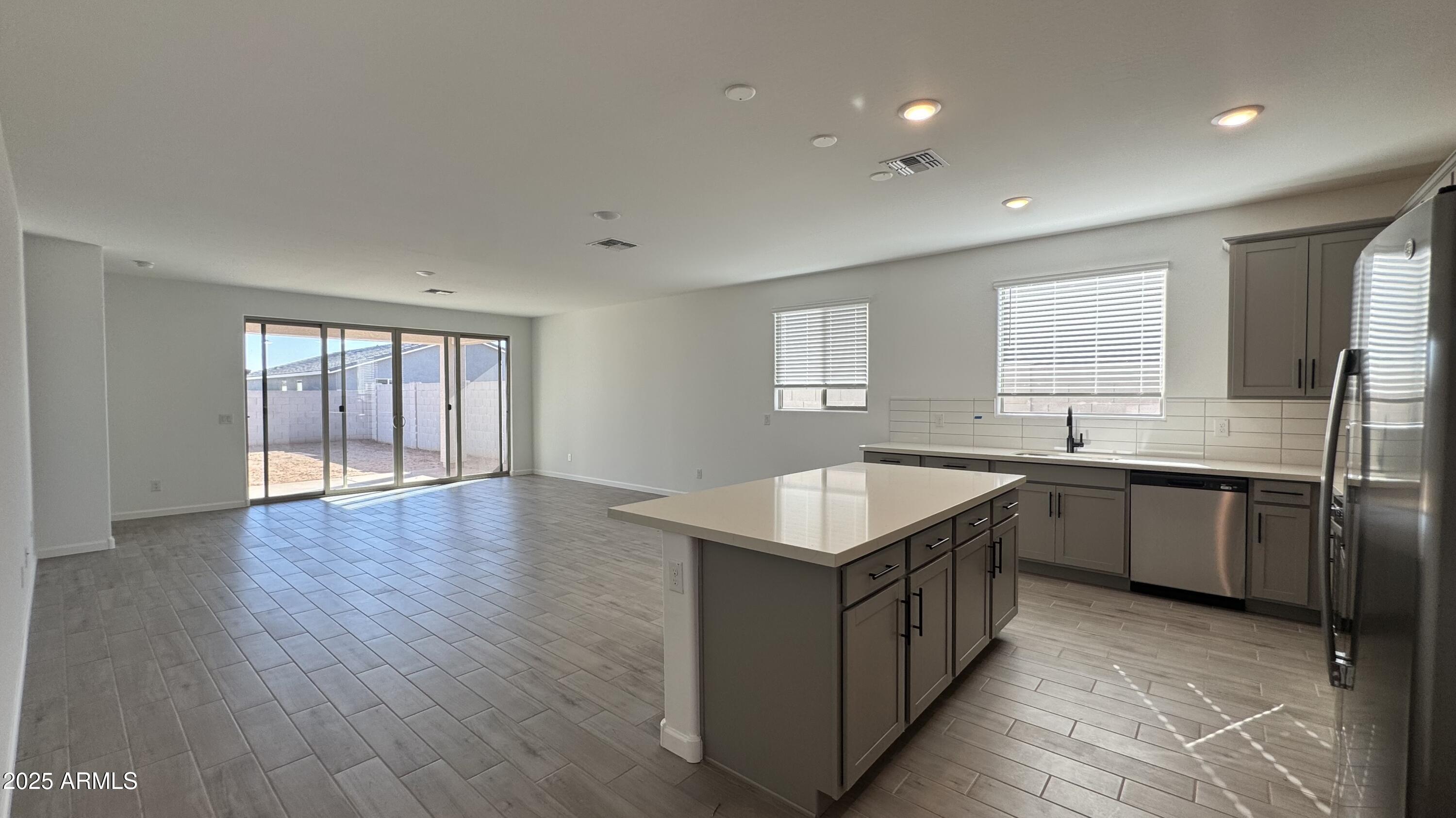 15751 W CAMDEN Avenue