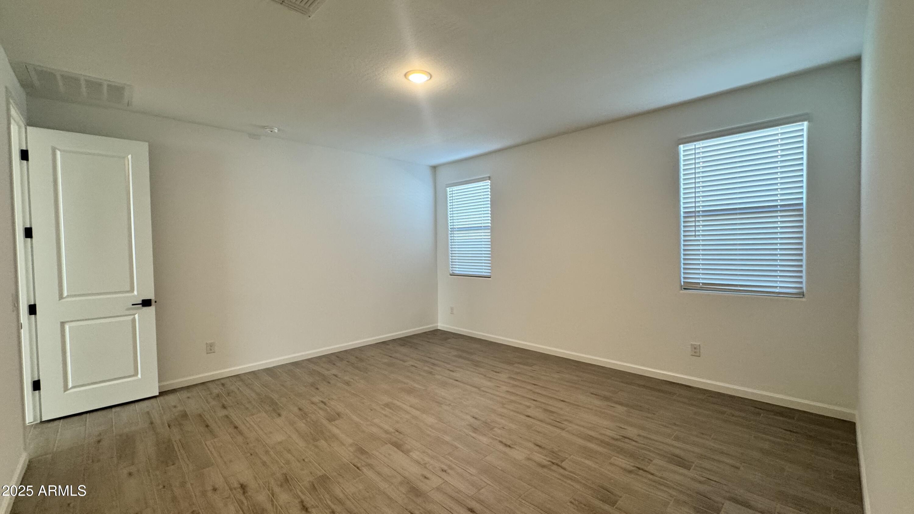 15751 W CAMDEN Avenue