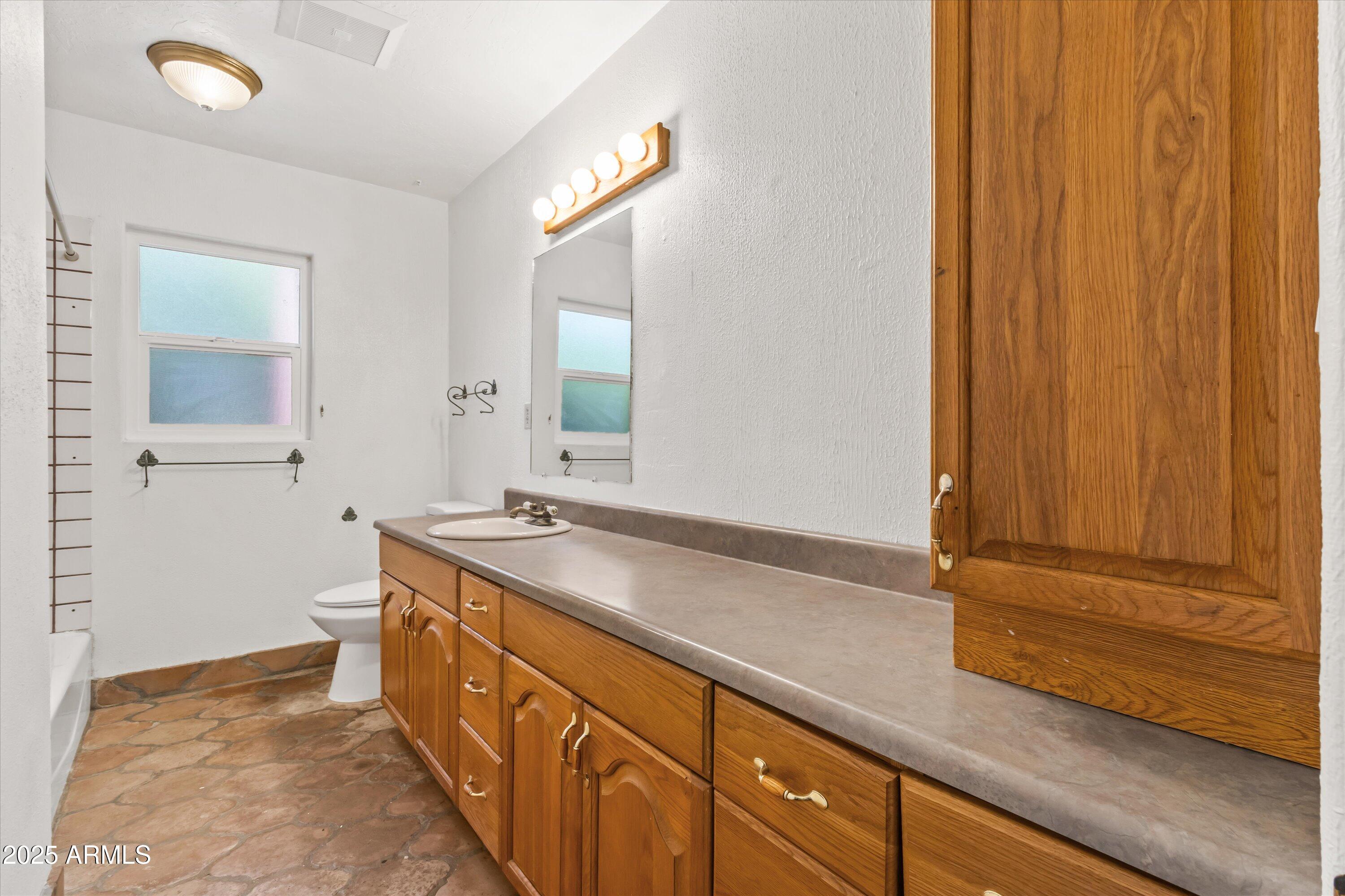 1741 W Wickieup Lane