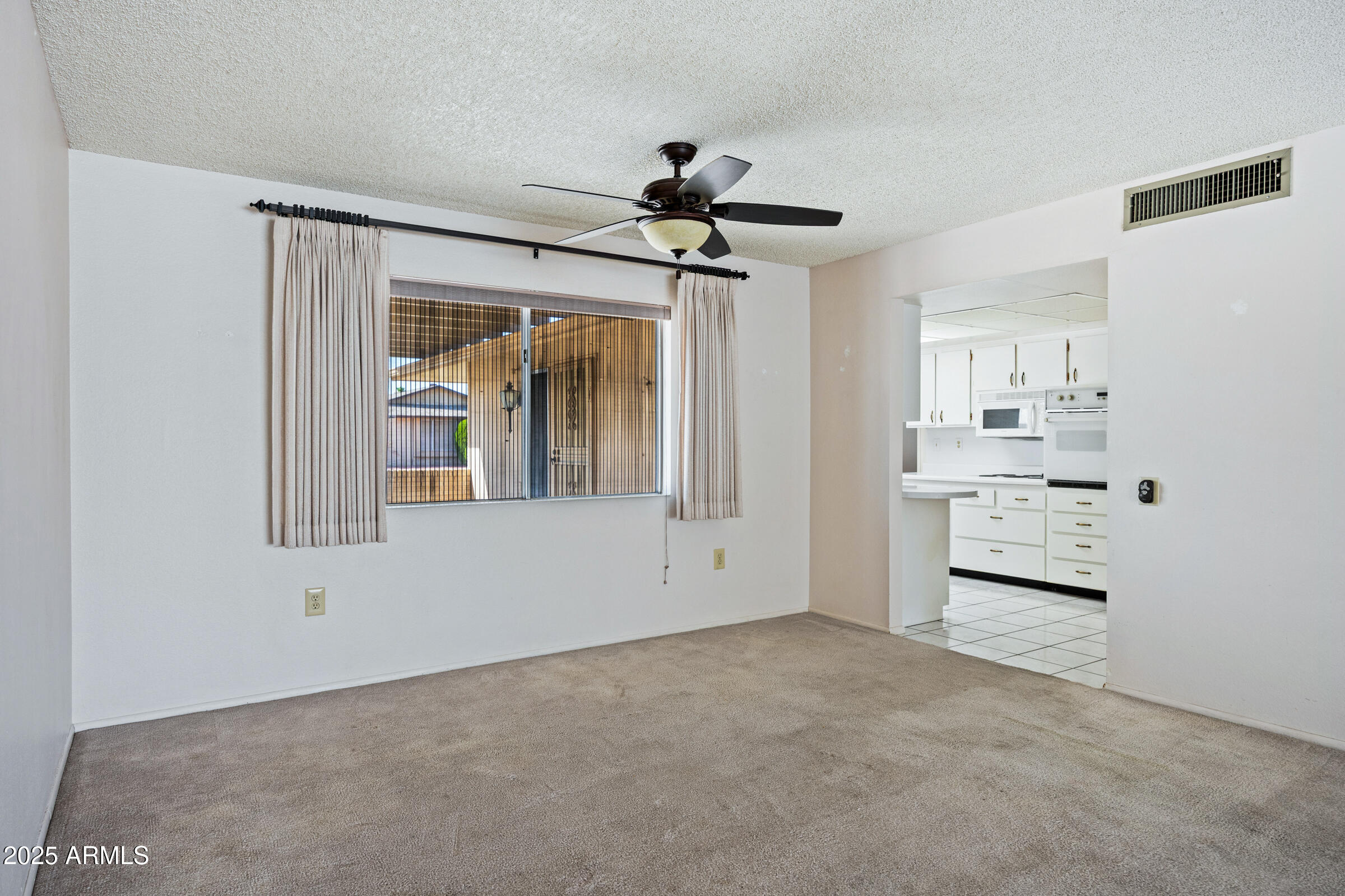 11041 W PLEASANT VALLEY Road