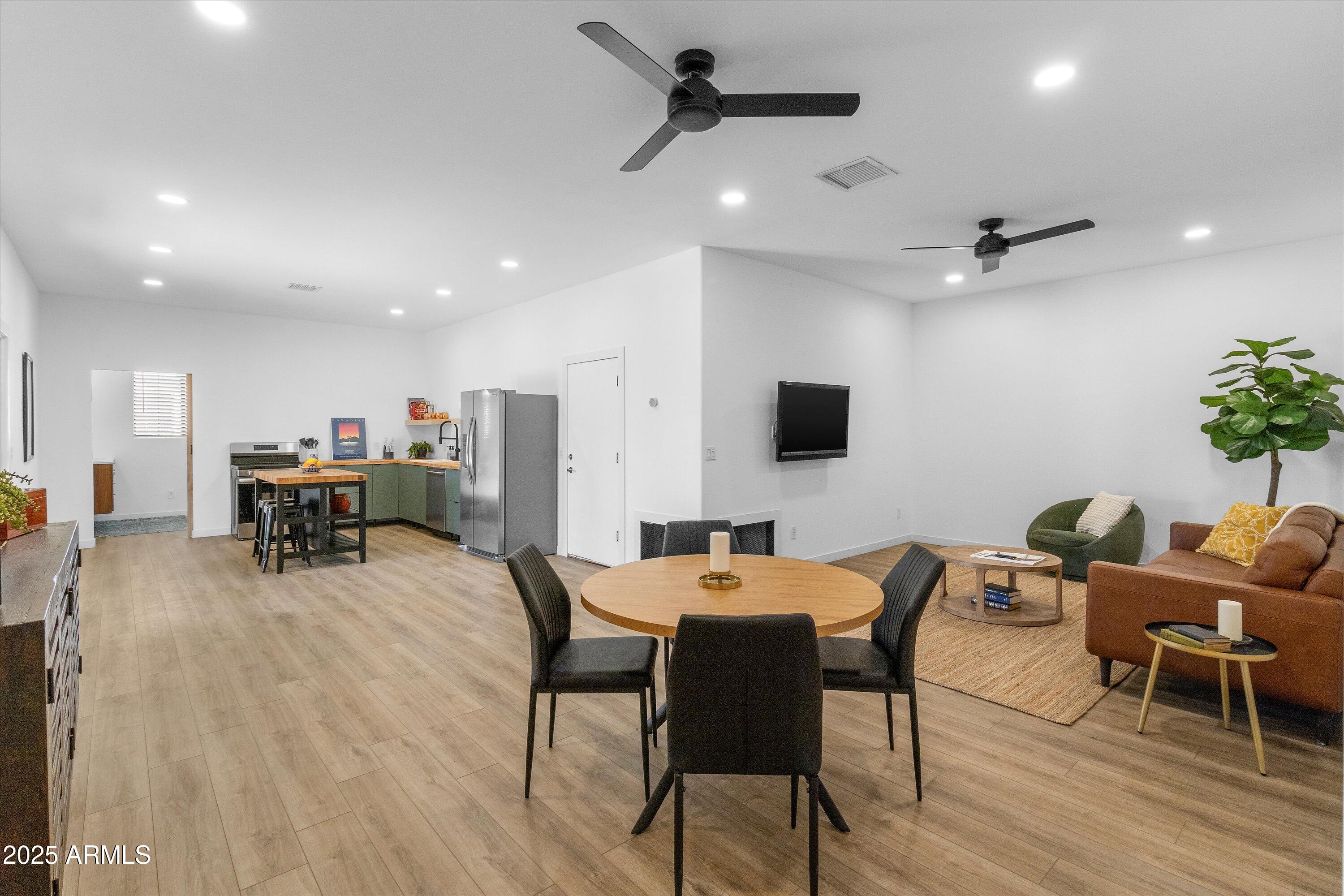 5101 W Monte Cristo Avenue