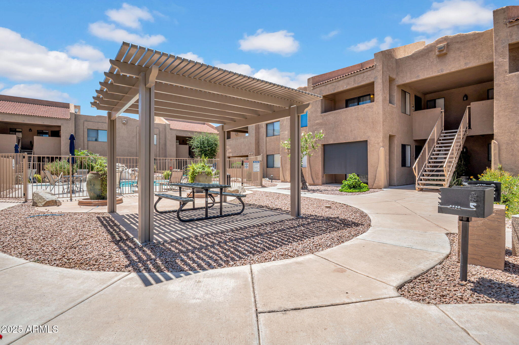 8155 E ROOSEVELT Street, 225