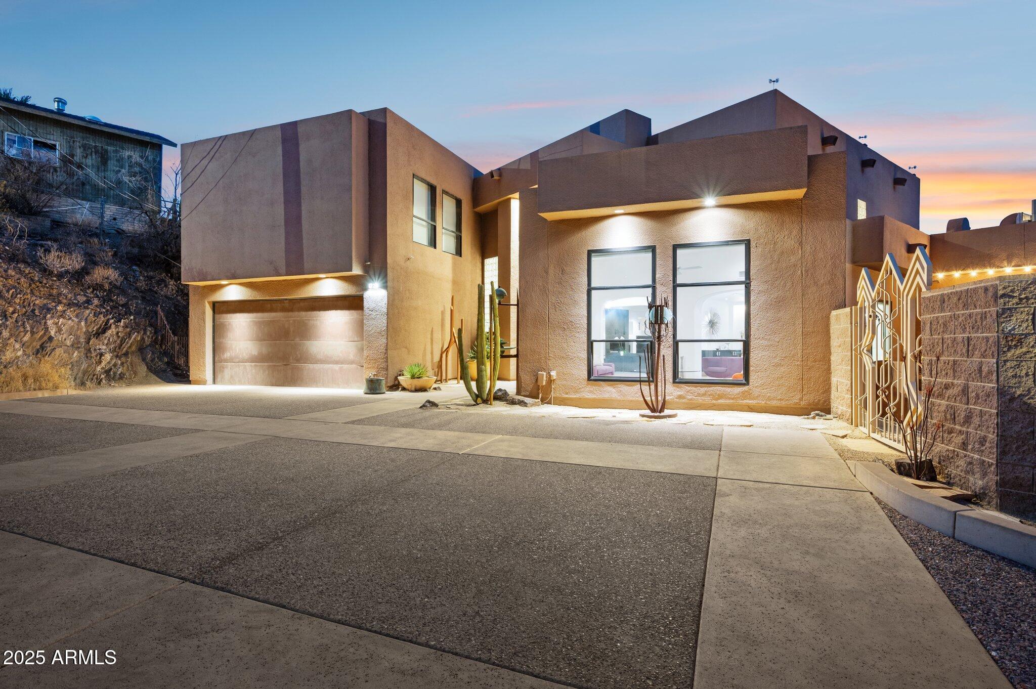 1721 E Hatcher Drive