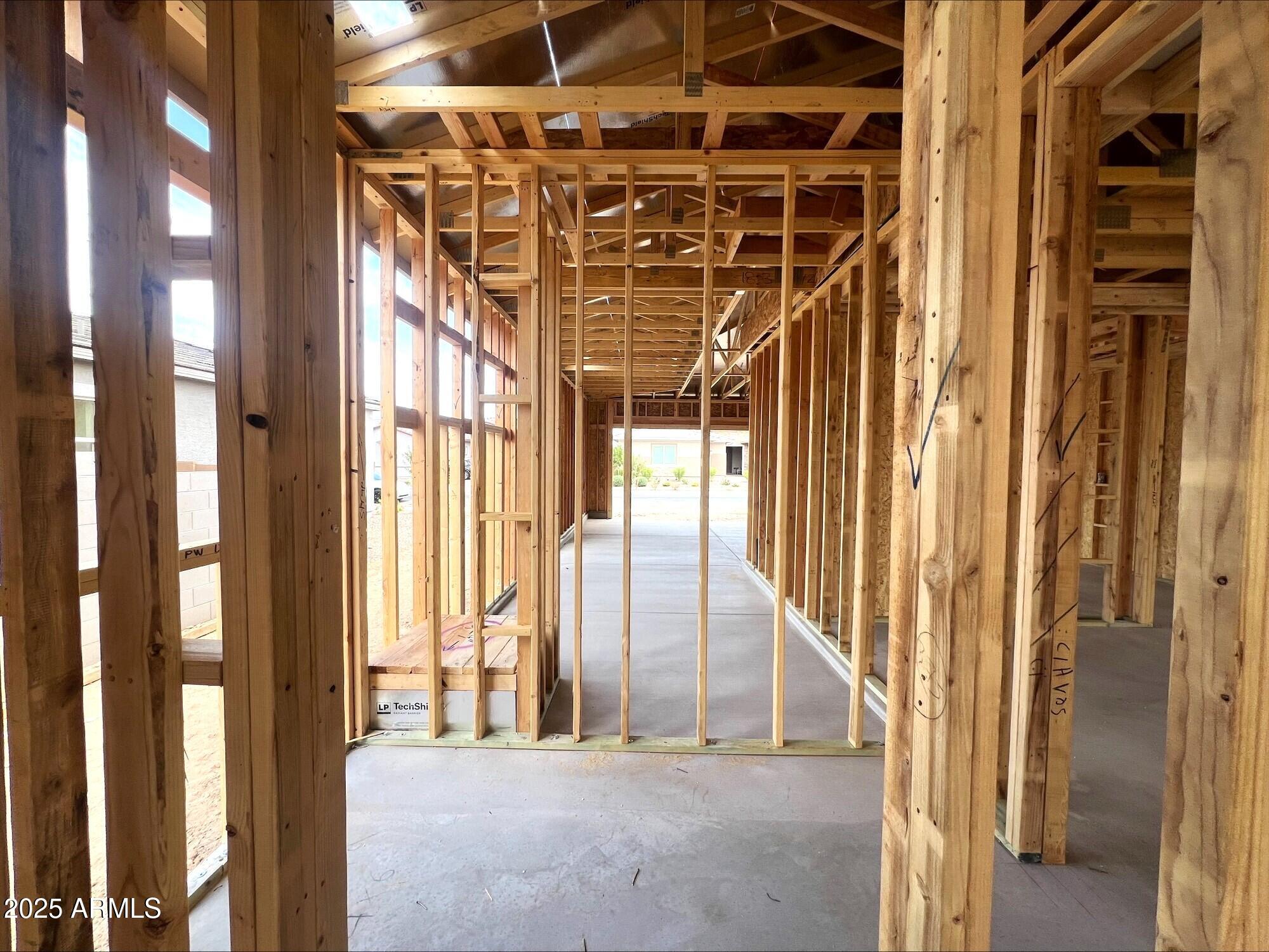 22949 E TWIN ACRES Drive