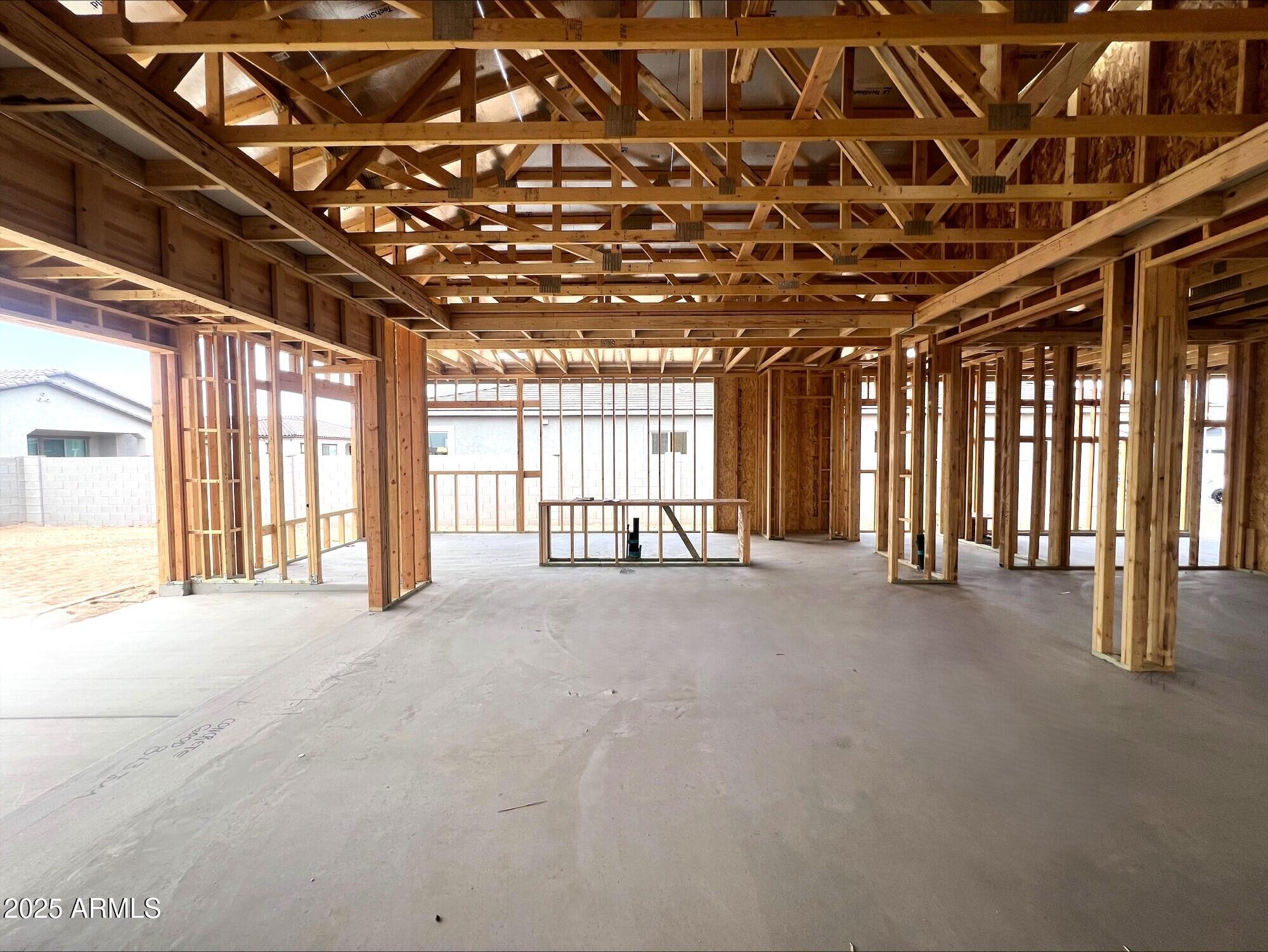 22949 E TWIN ACRES Drive