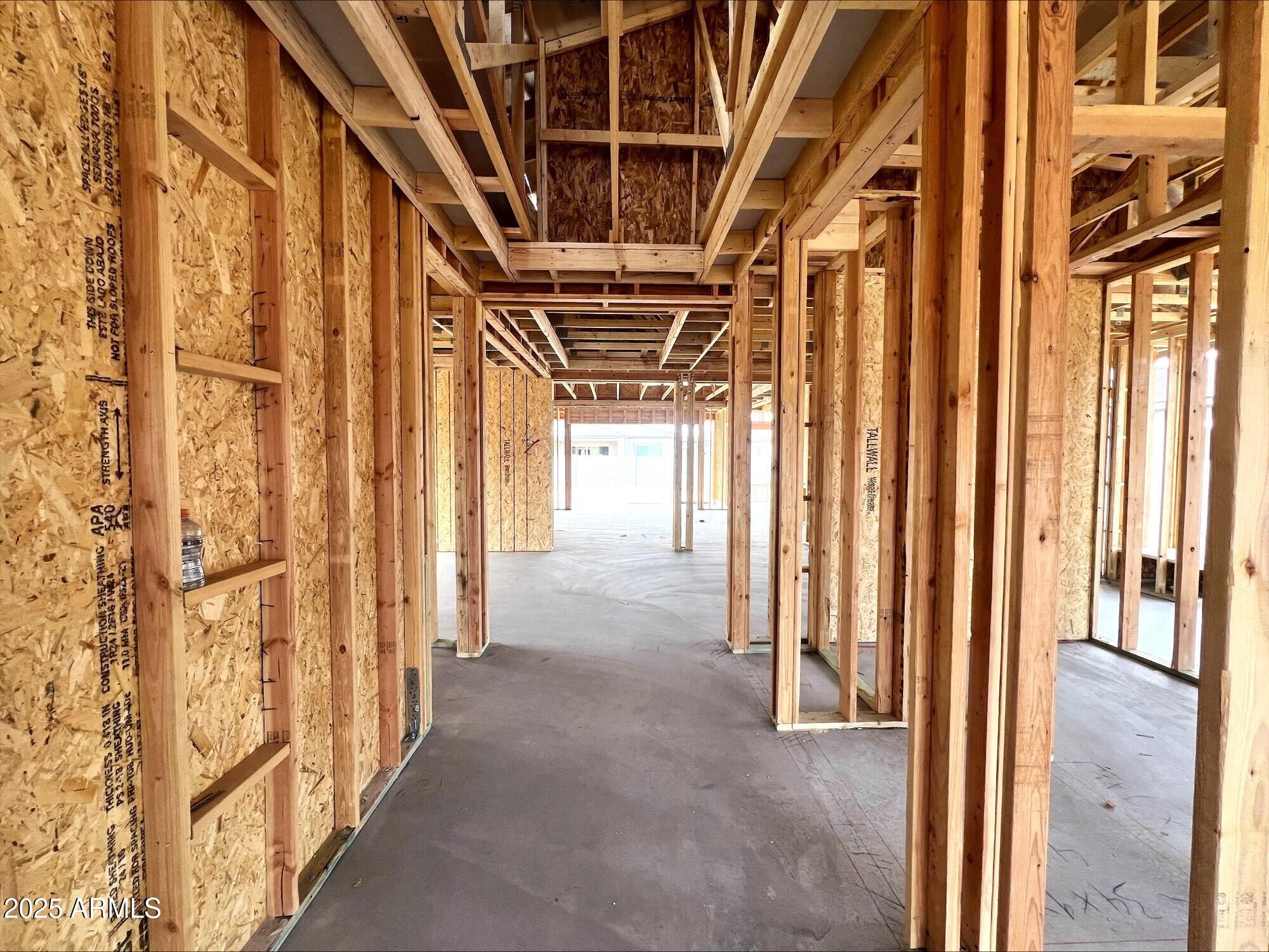 22949 E TWIN ACRES Drive