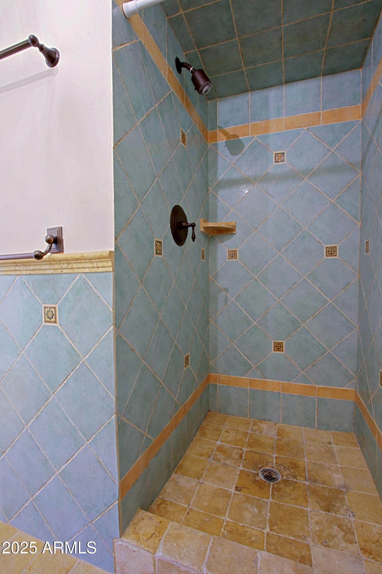 190 E CORONADO Road, 73