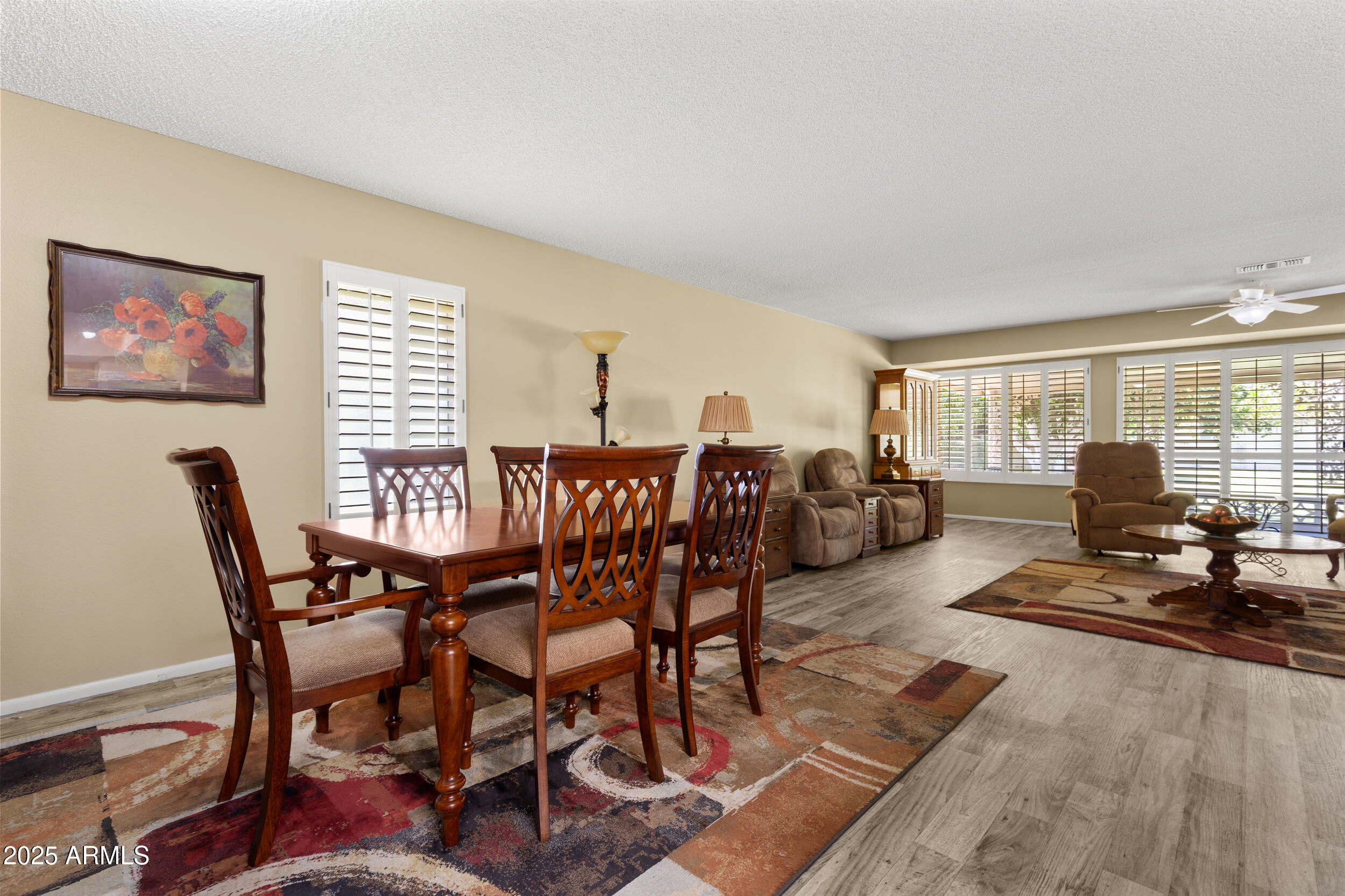 10425 W ROUNDELAY Circle