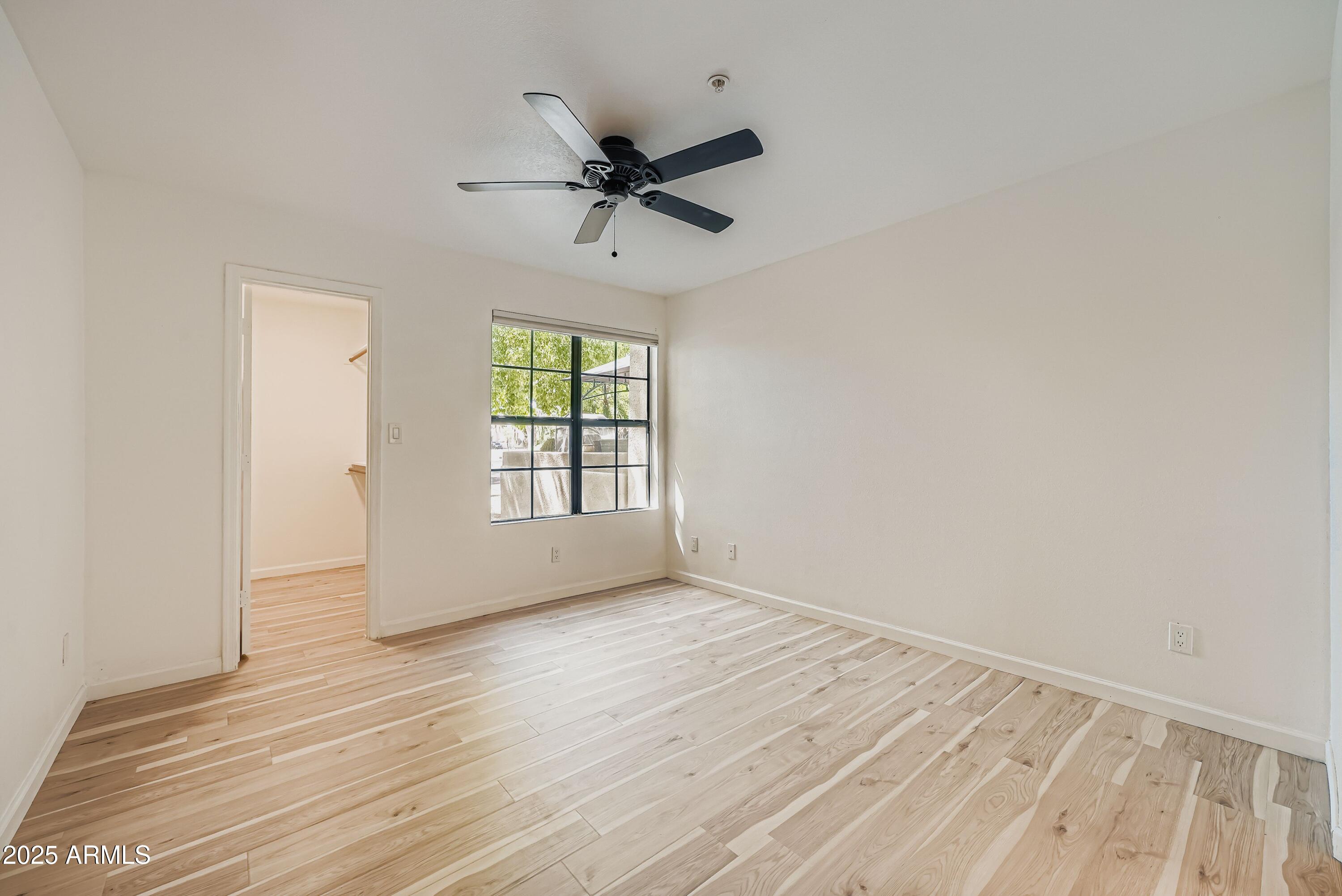 6885 E COCHISE Road, 105