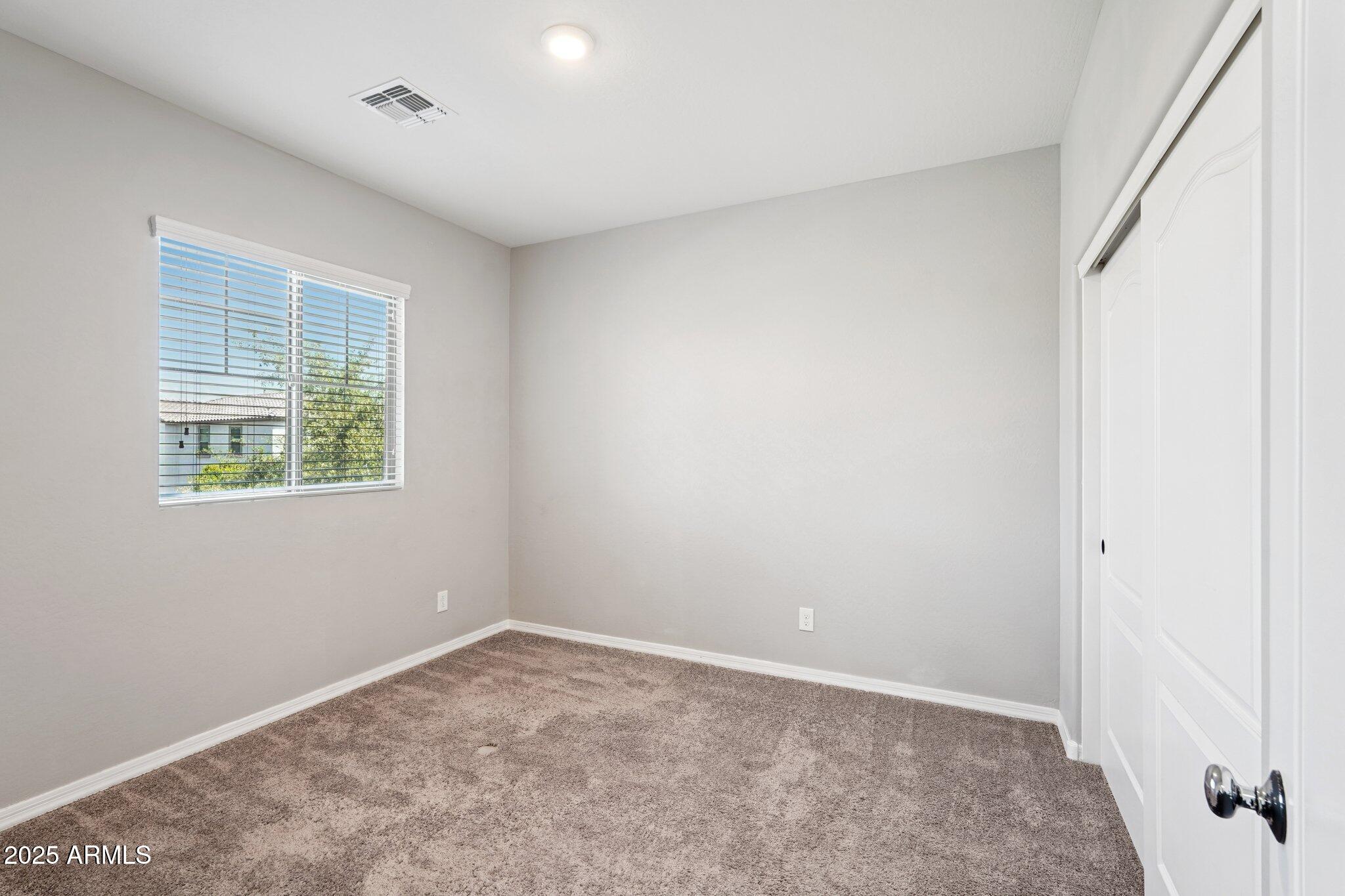 19797 W MONROE Street