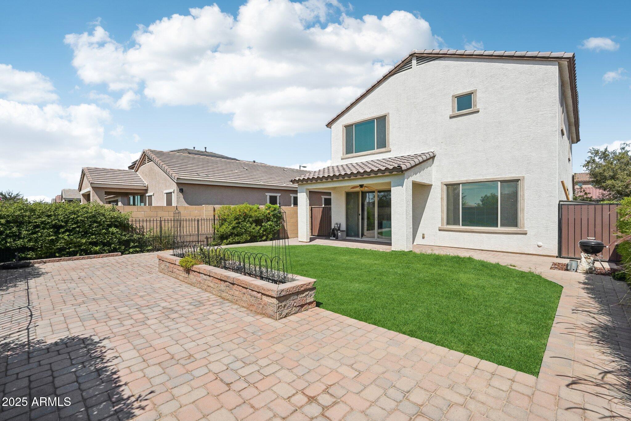 19797 W MONROE Street