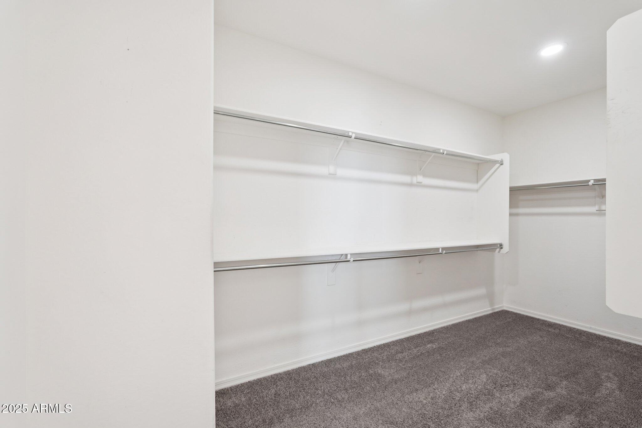 19797 W MONROE Street