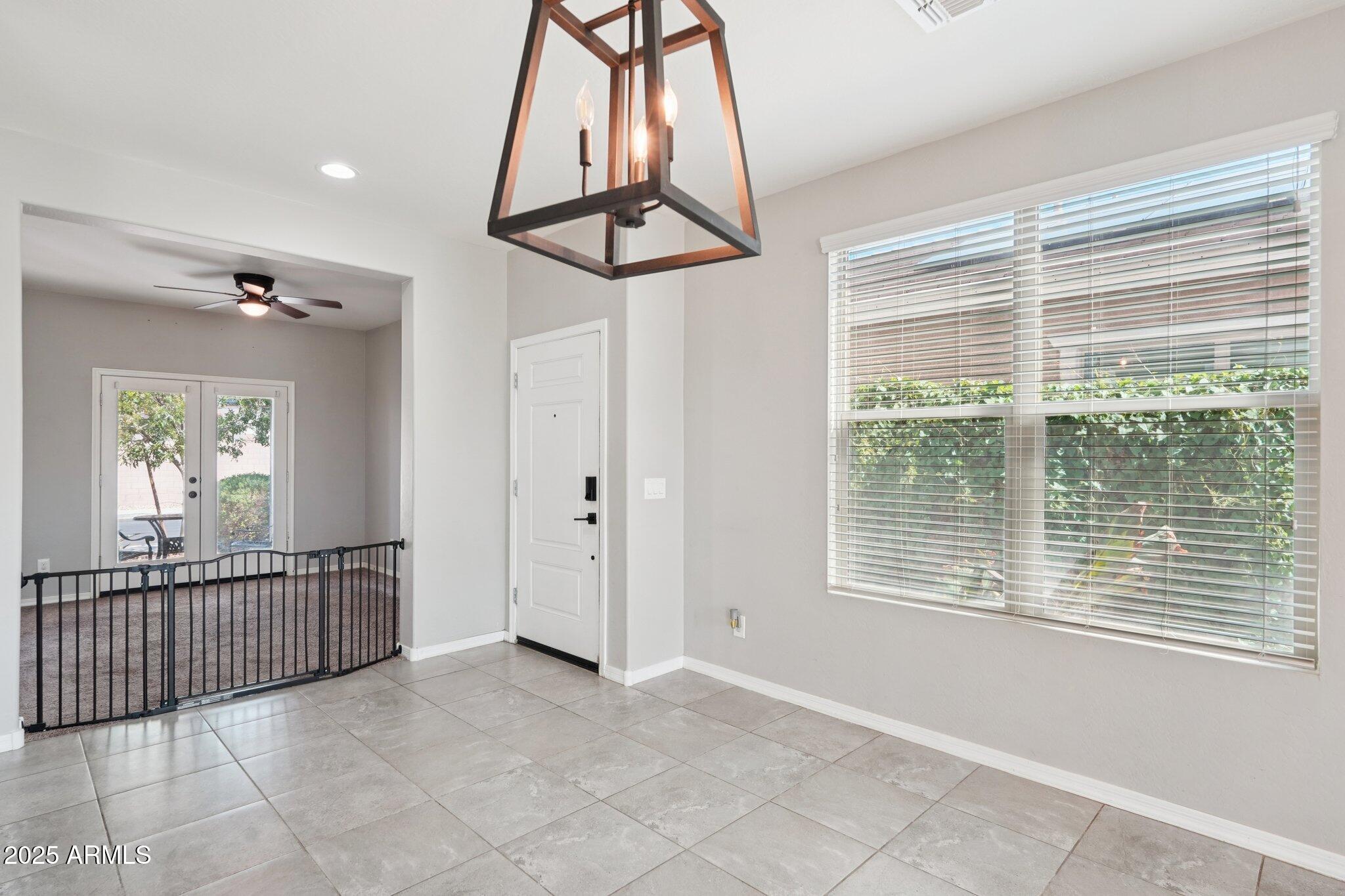 19797 W MONROE Street