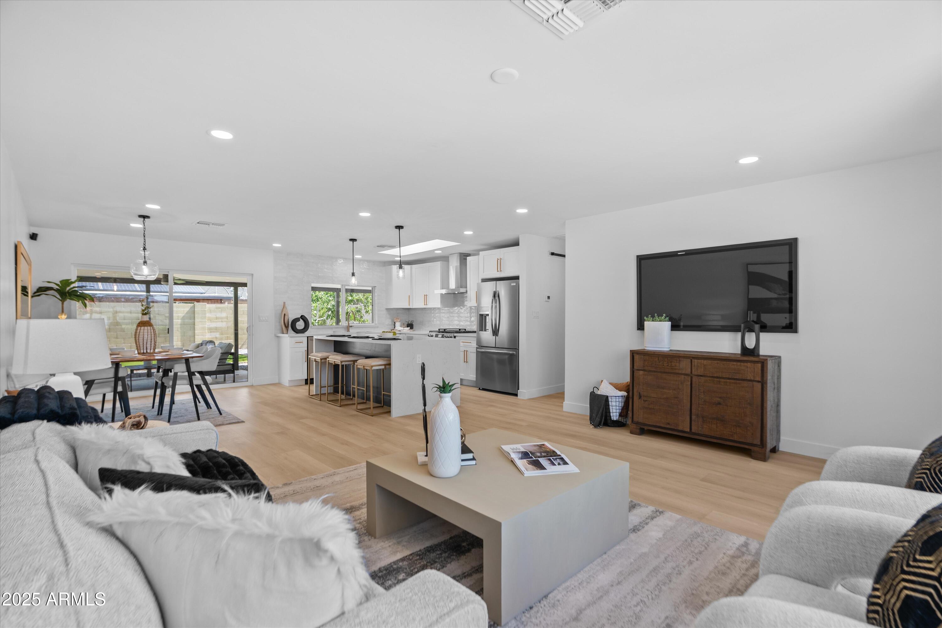 8732 E Arlington Road