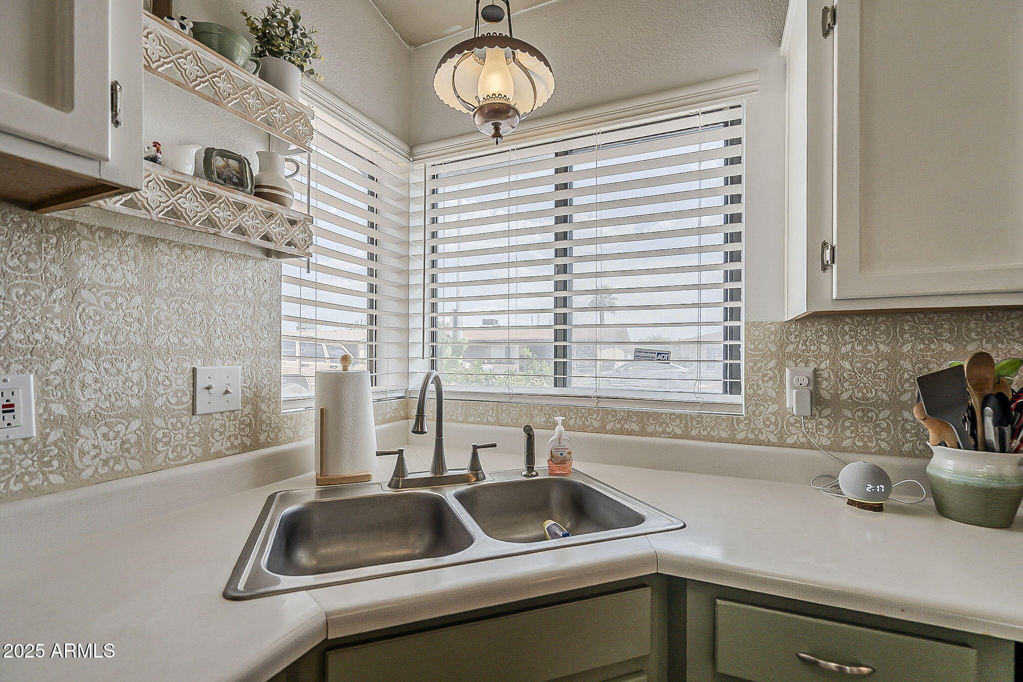 6330 E EVERGREEN Street