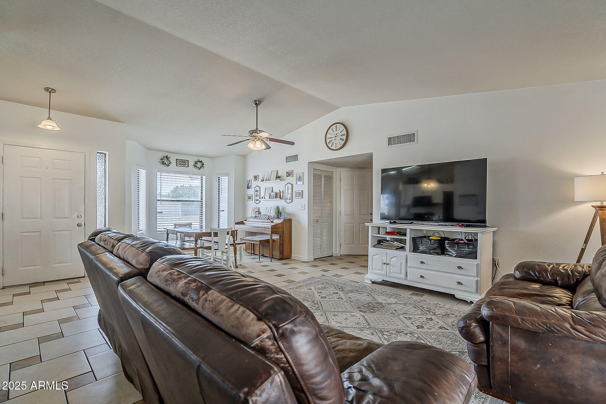 6330 E EVERGREEN Street