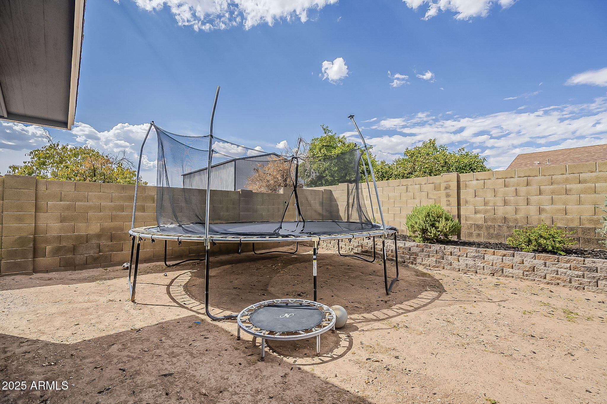 6330 E EVERGREEN Street