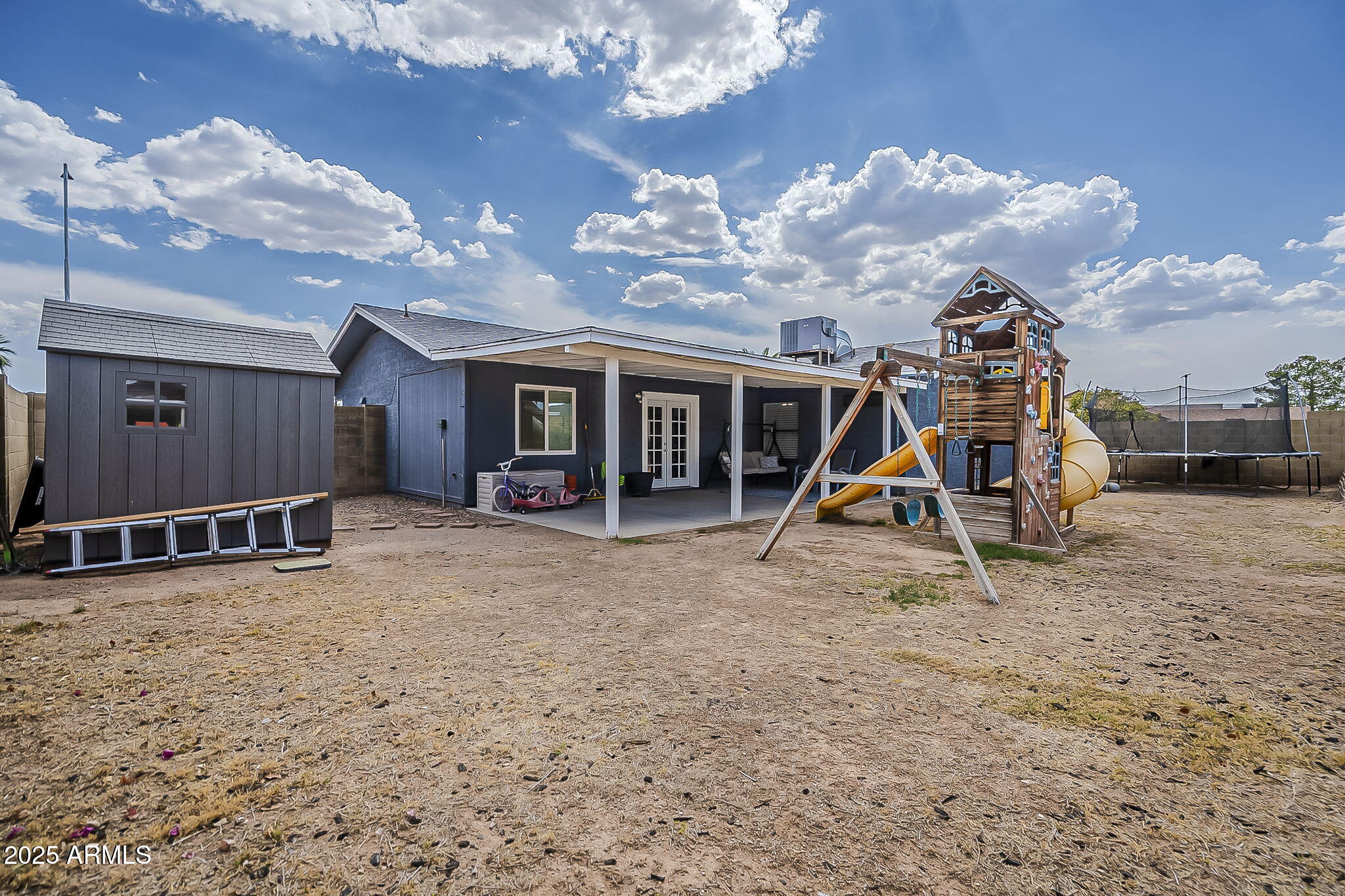 6330 E EVERGREEN Street