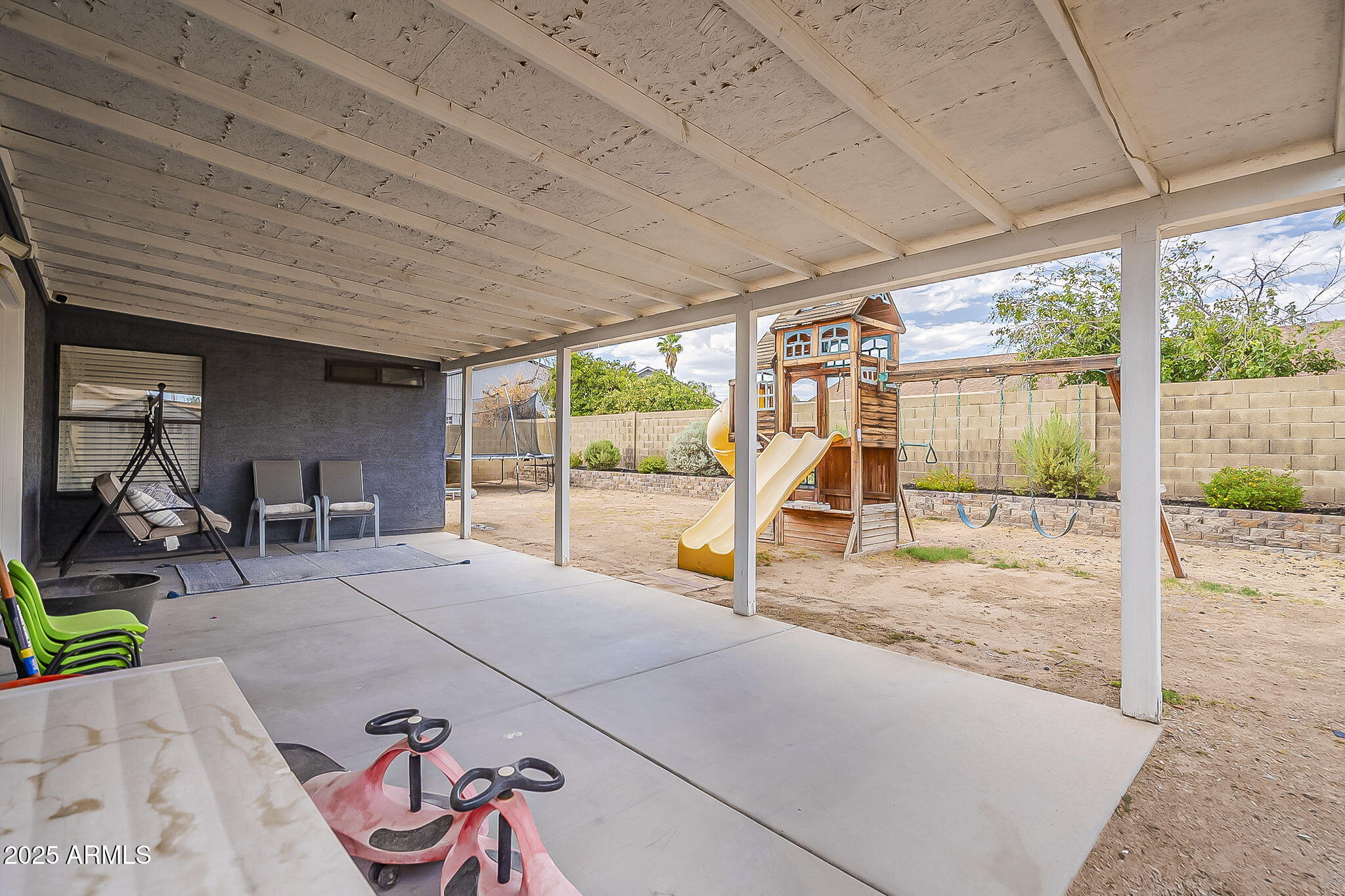 6330 E EVERGREEN Street