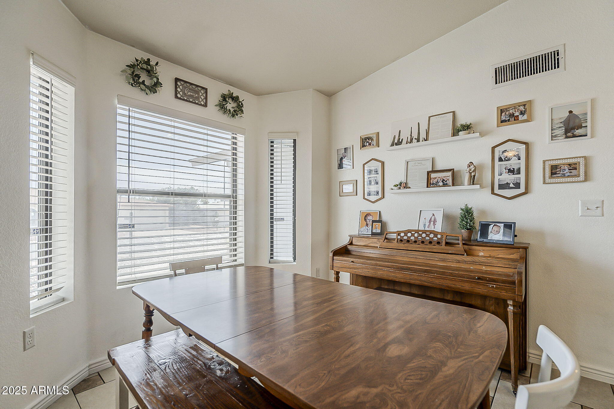 6330 E EVERGREEN Street