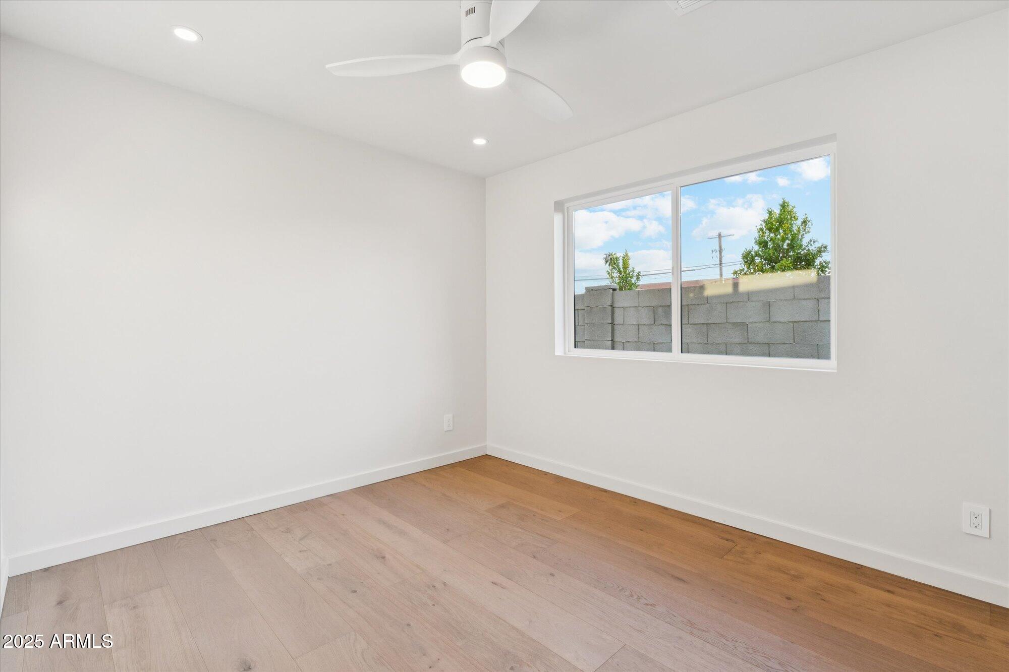 2423 E Flower Street