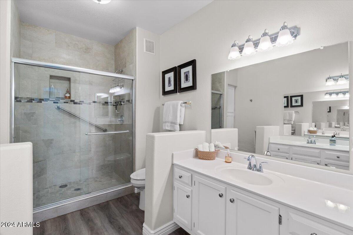 15050 N THOMPSON PEAK Parkway, 1040