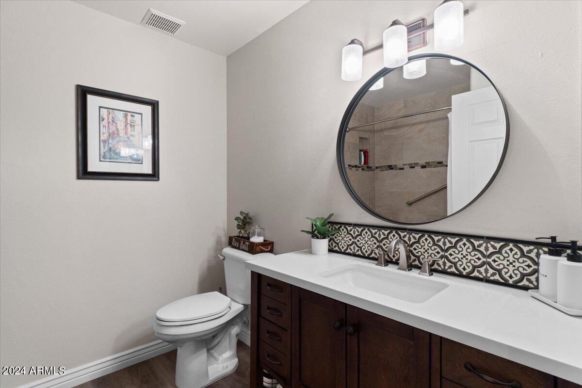 15050 N THOMPSON PEAK Parkway, 1040