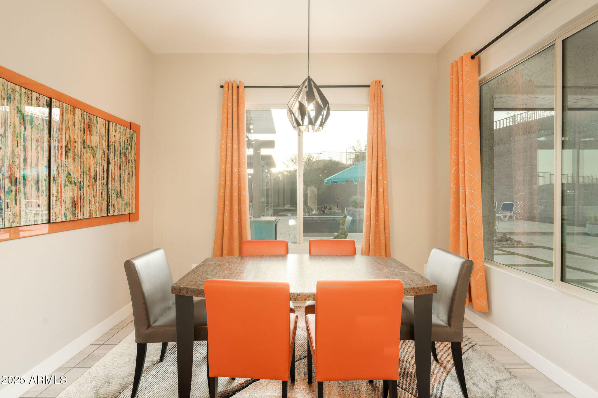 8528 W FALLEN LEAF Lane