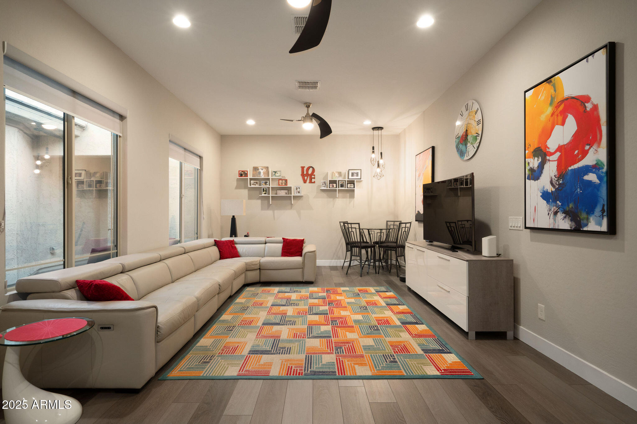 8528 W FALLEN LEAF Lane