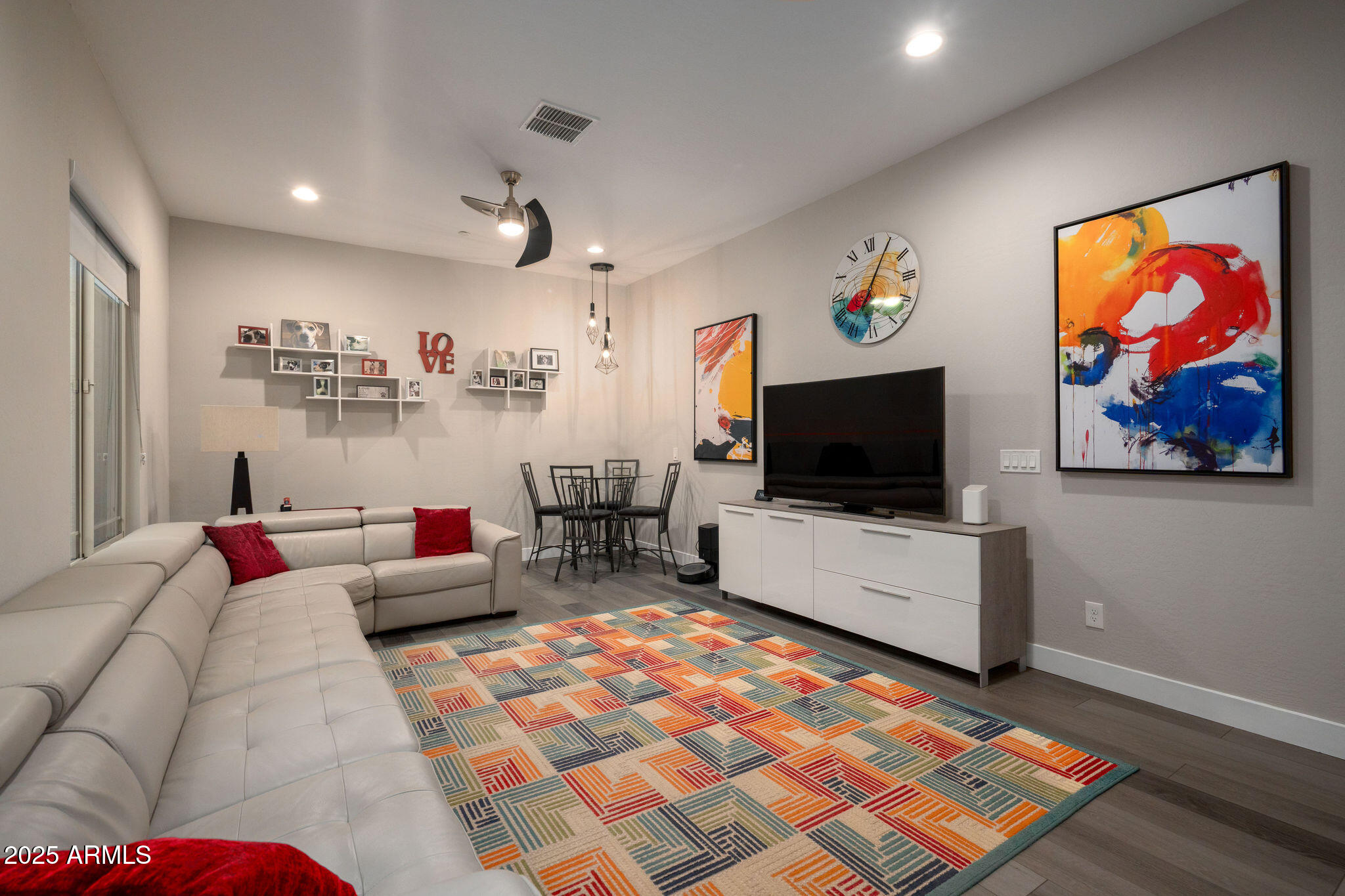 8528 W FALLEN LEAF Lane