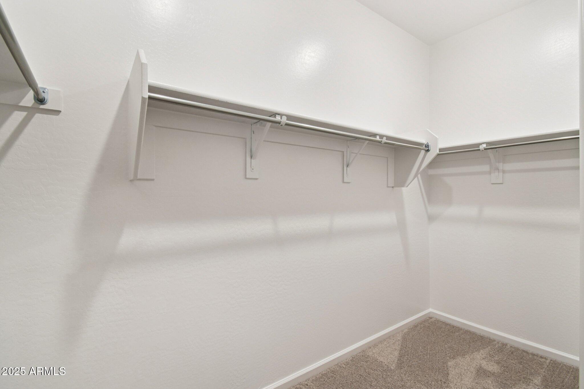 15792 W BERYL Avenue