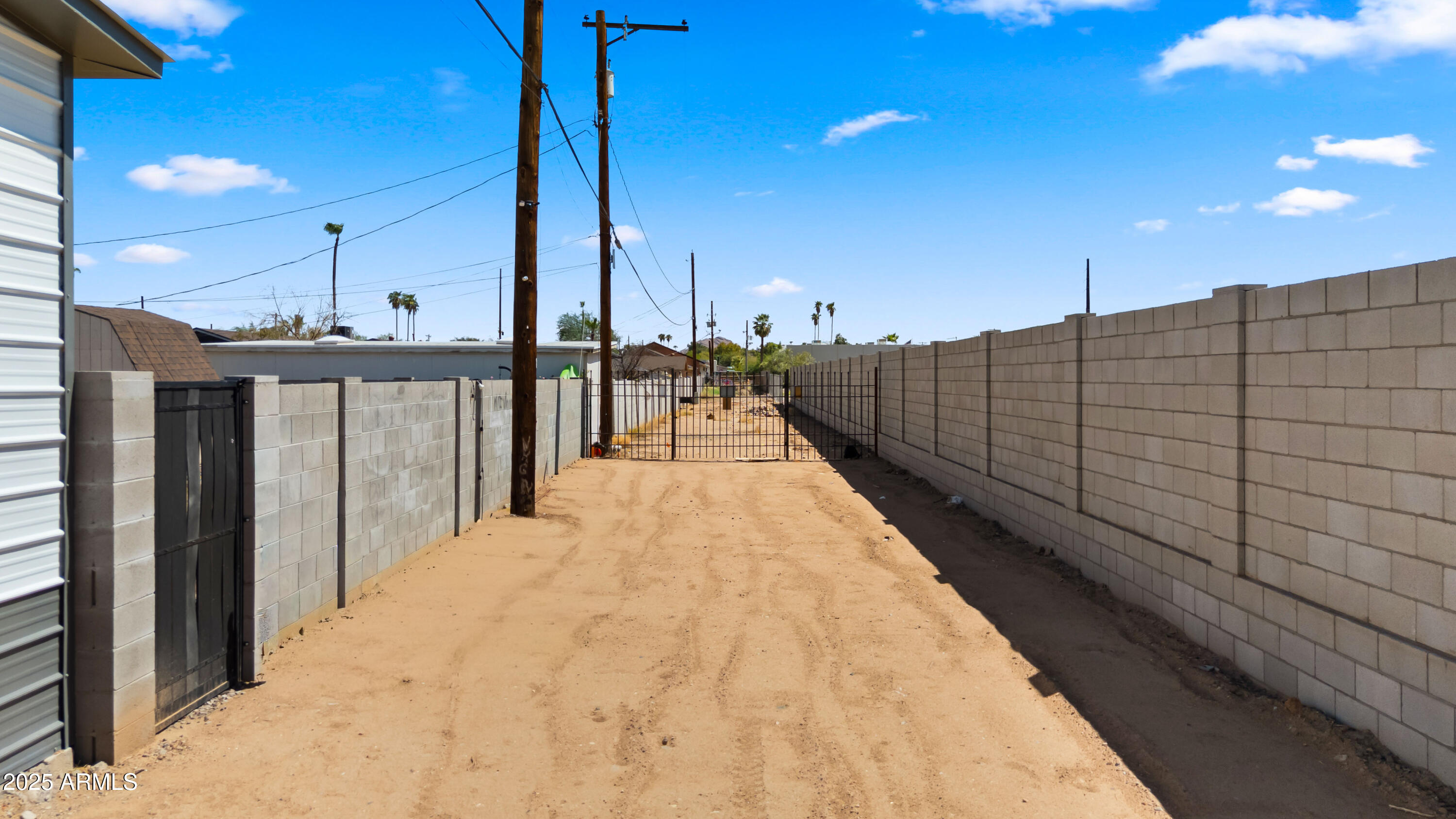 3501 E CORONADO Road