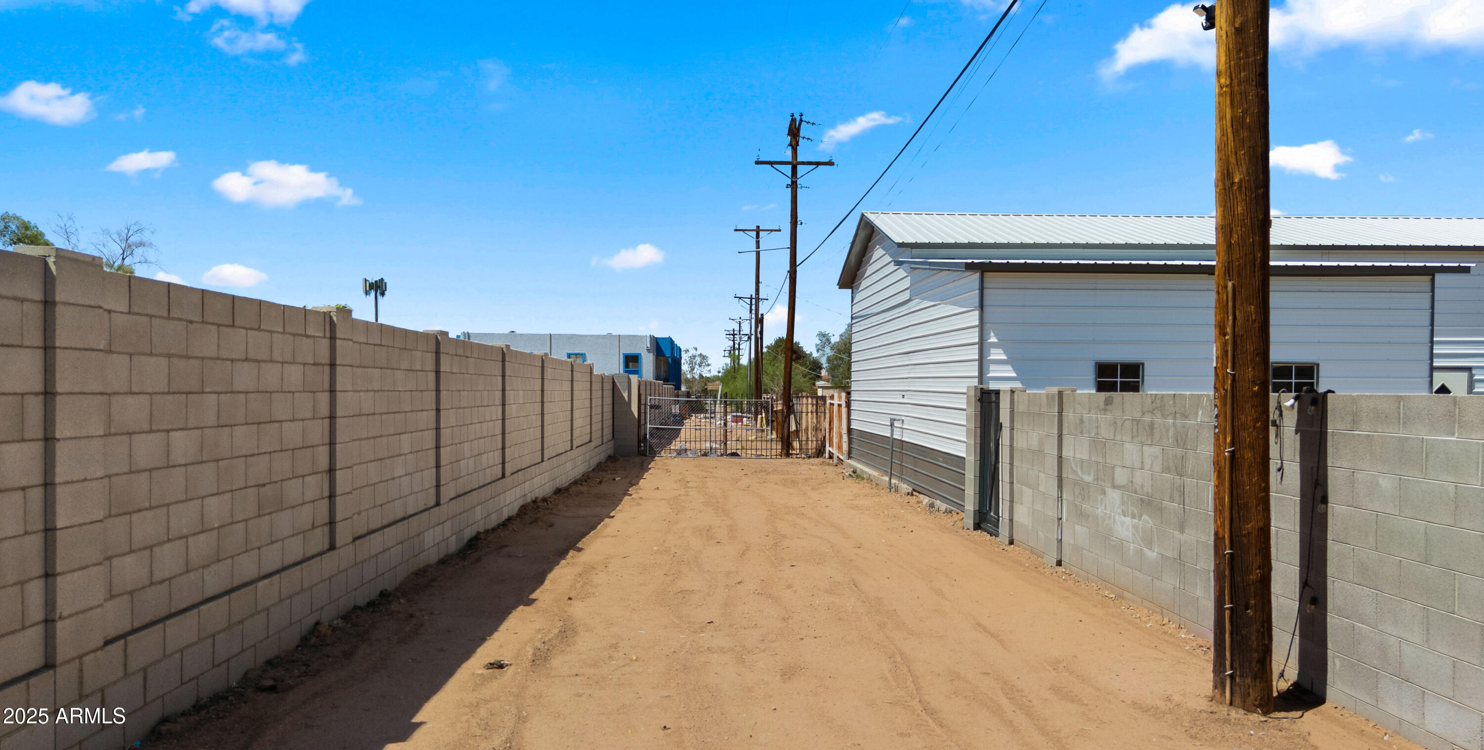 3501 E CORONADO Road