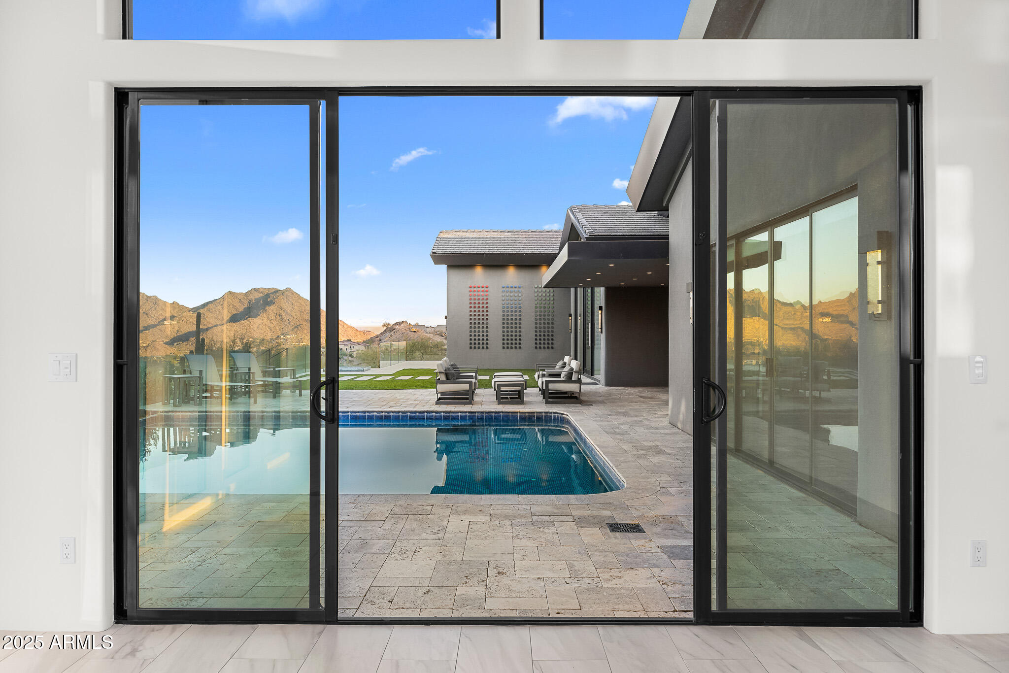 4129 E SANDY MOUNTAIN Road