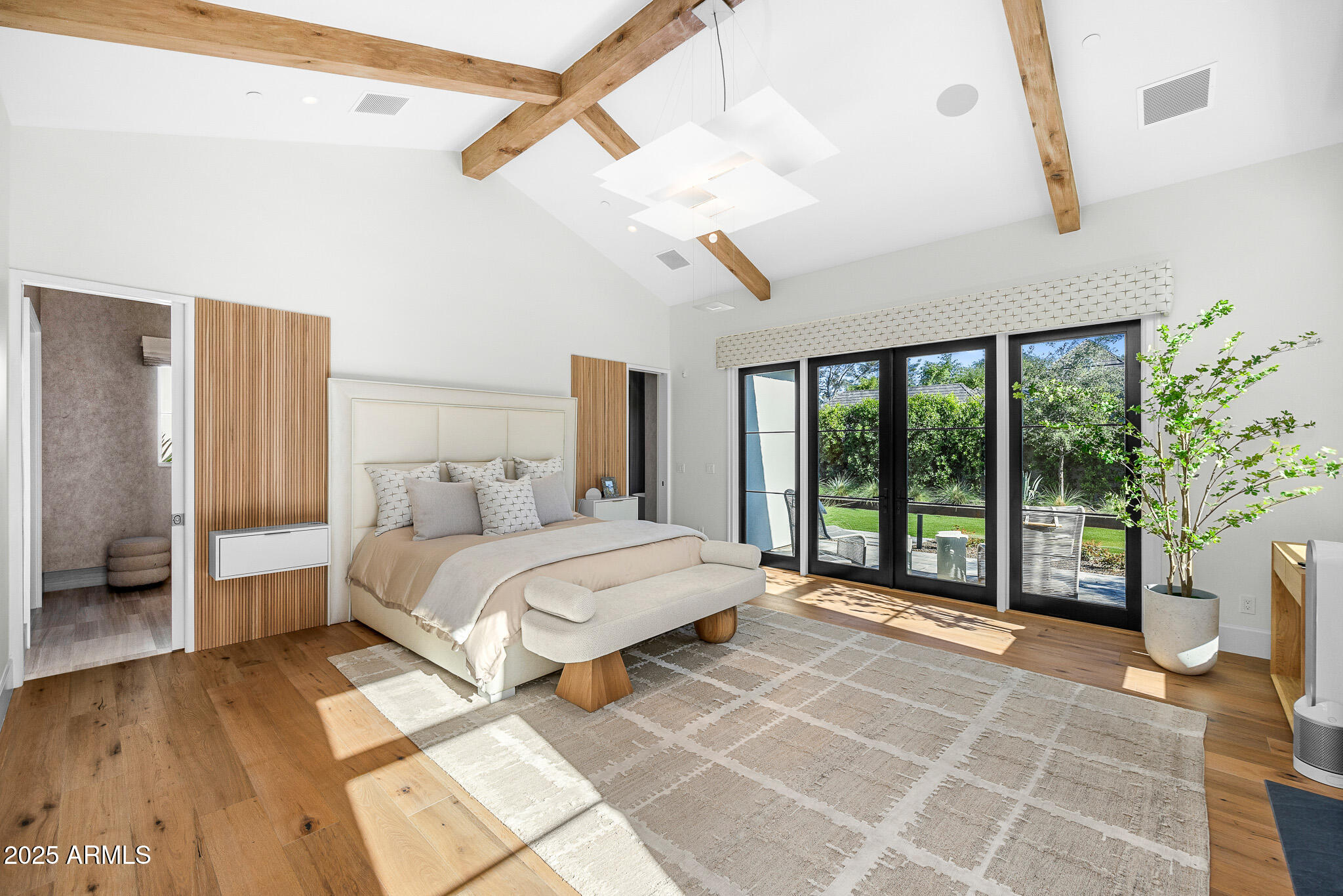 6235 E MONTECITO Avenue